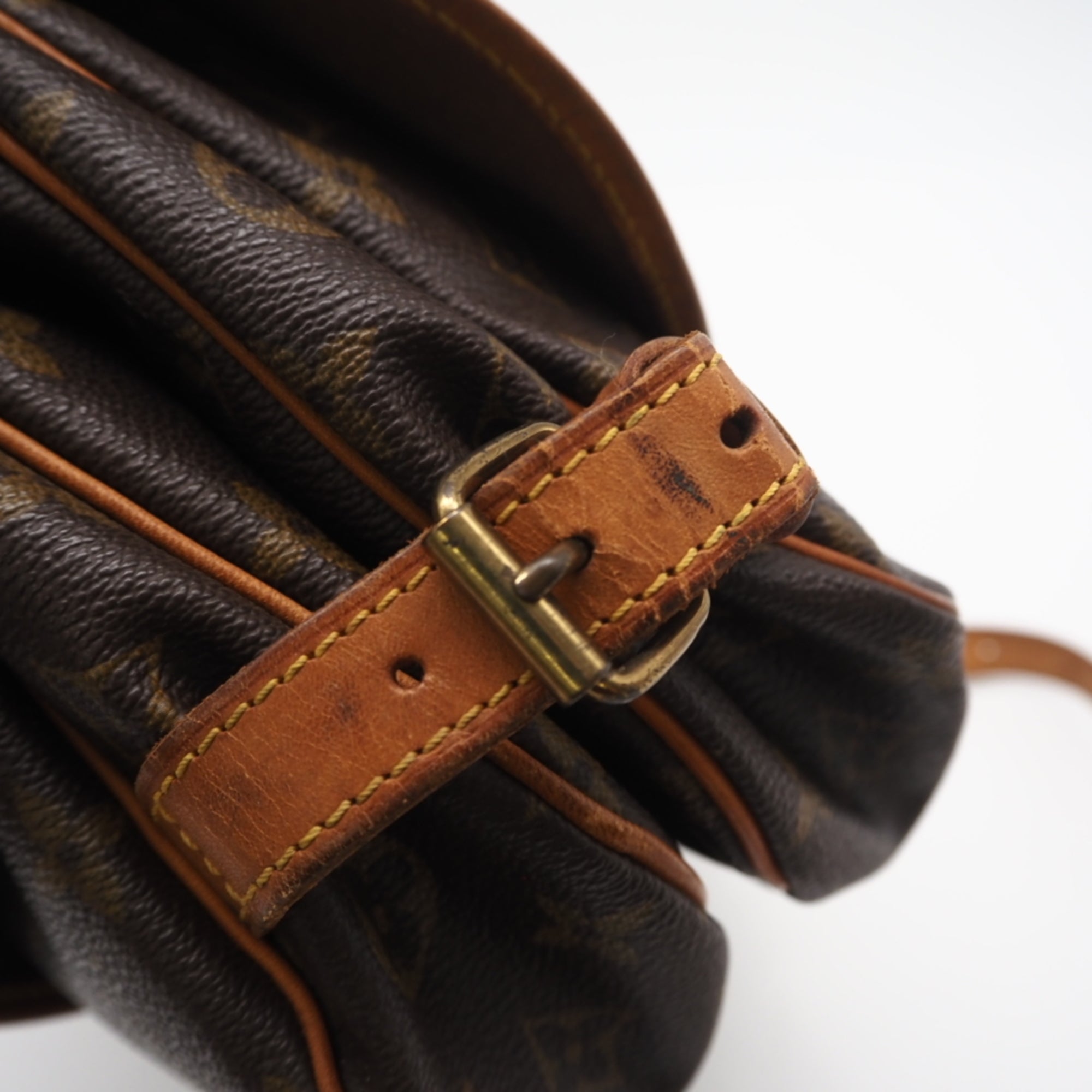 Louis Vuitton Monogram Brown Coated Canvas Leather Shoulder Bag (Pre-Owned)