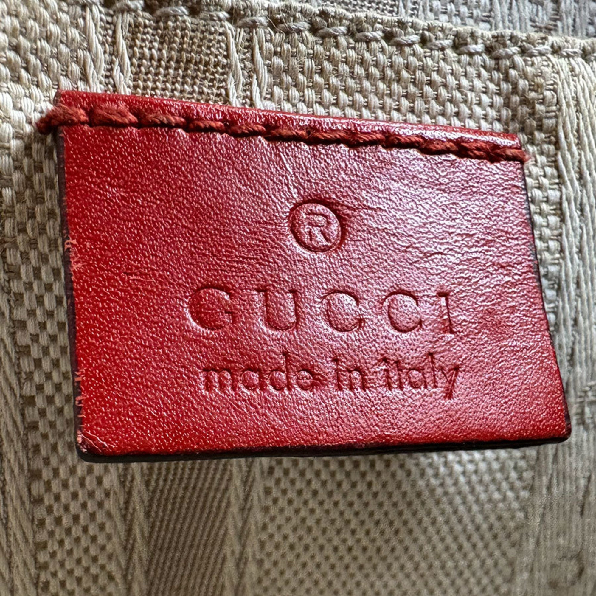 Gucci Red Color Leather Shoulder Bag (Pre-Owned)