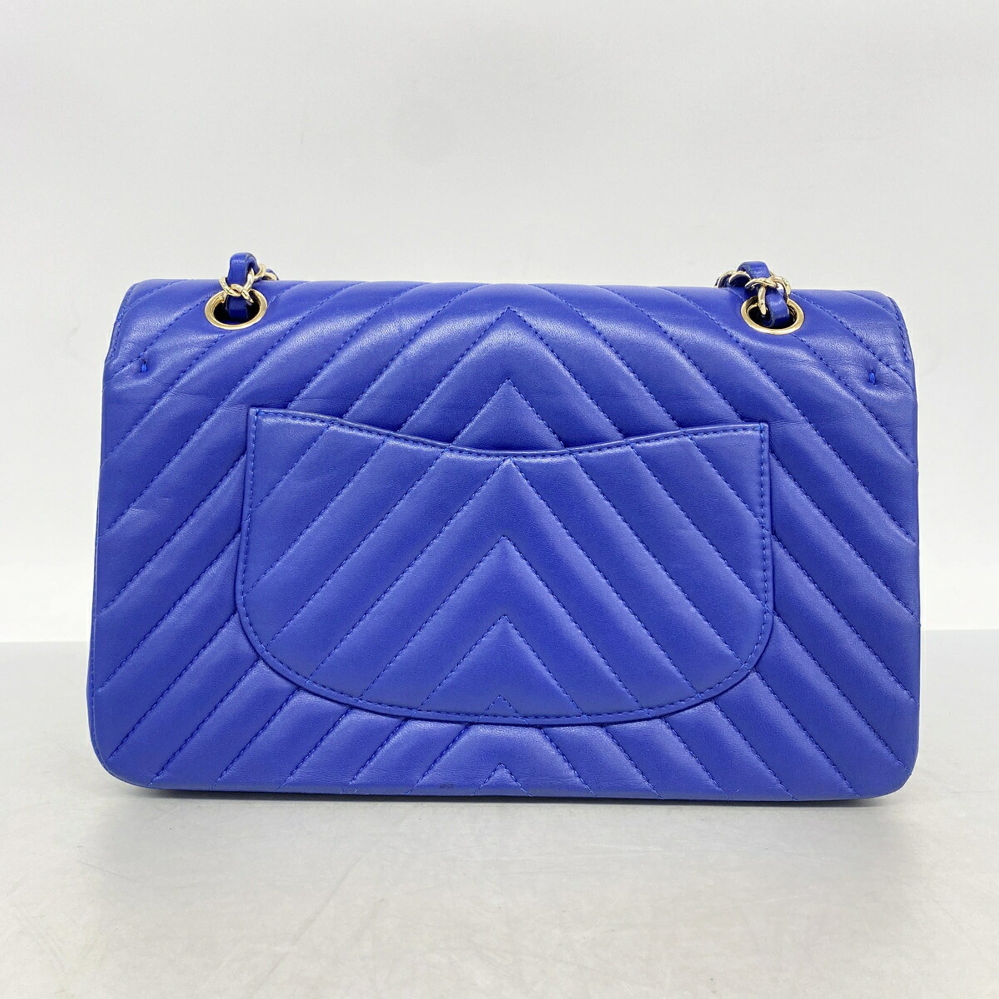 Chanel Blue Leather Shoulder Bag (Pre-Owned)