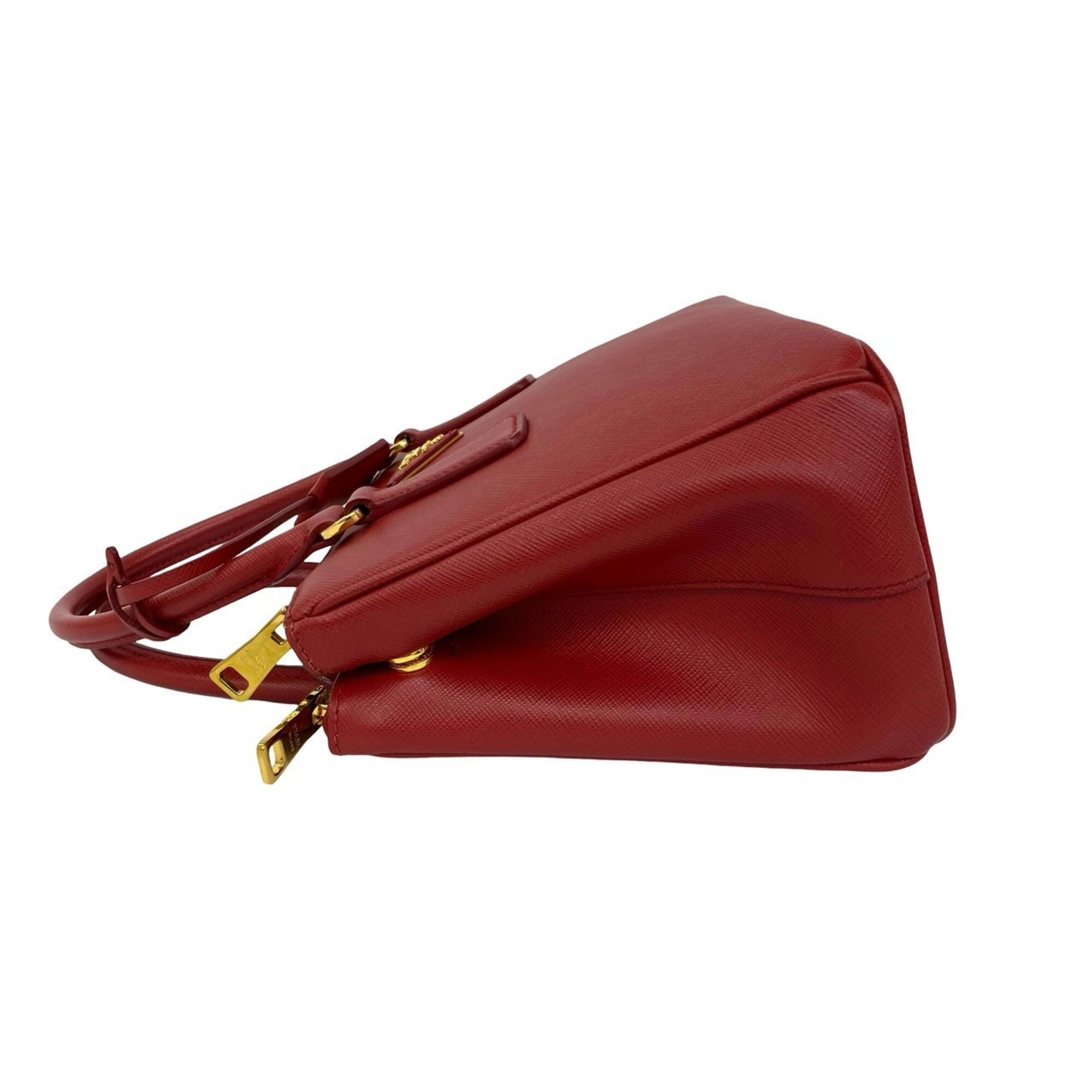 Prada Red Color Leather Handbag Shoulder Bag (Pre-Owned)
