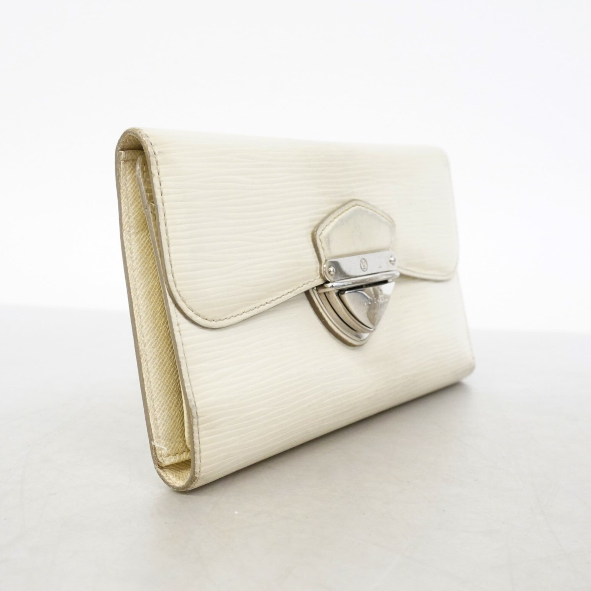 Louis Vuitton Lv Off White Long Wallet (Tri-Fold) (Pre-Owned)