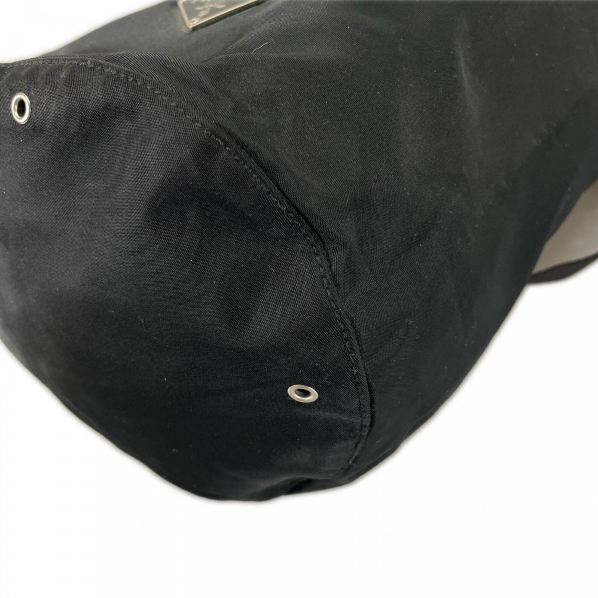 Prada Black Nylon Shoulder Bag (Pre-Owned)