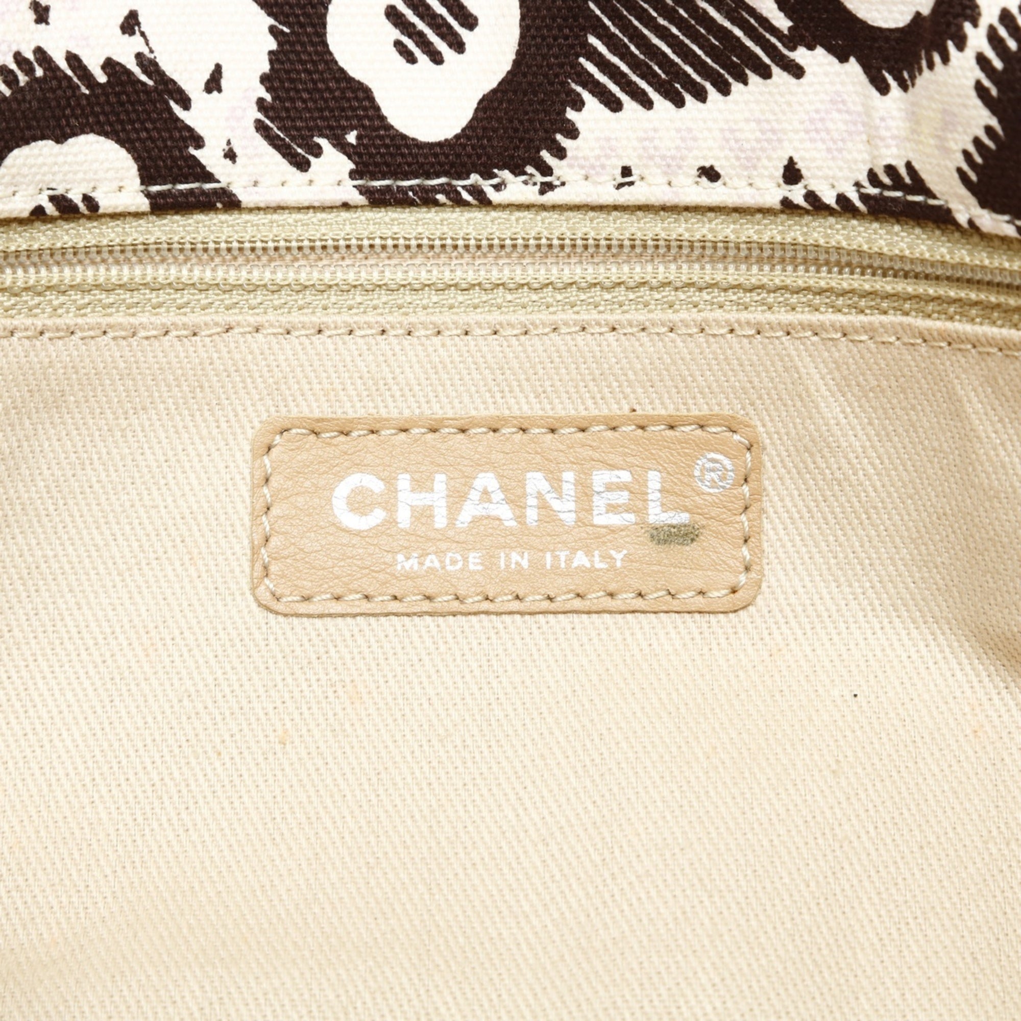 Chanel Beige Brown Shoulder Bag (Pre-Owned)