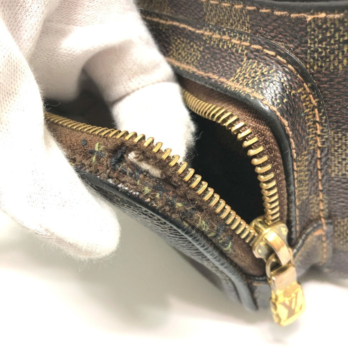 Louis Vuitton Brown Damier Canvas Pouch Sling Bag (Pre-Owned)