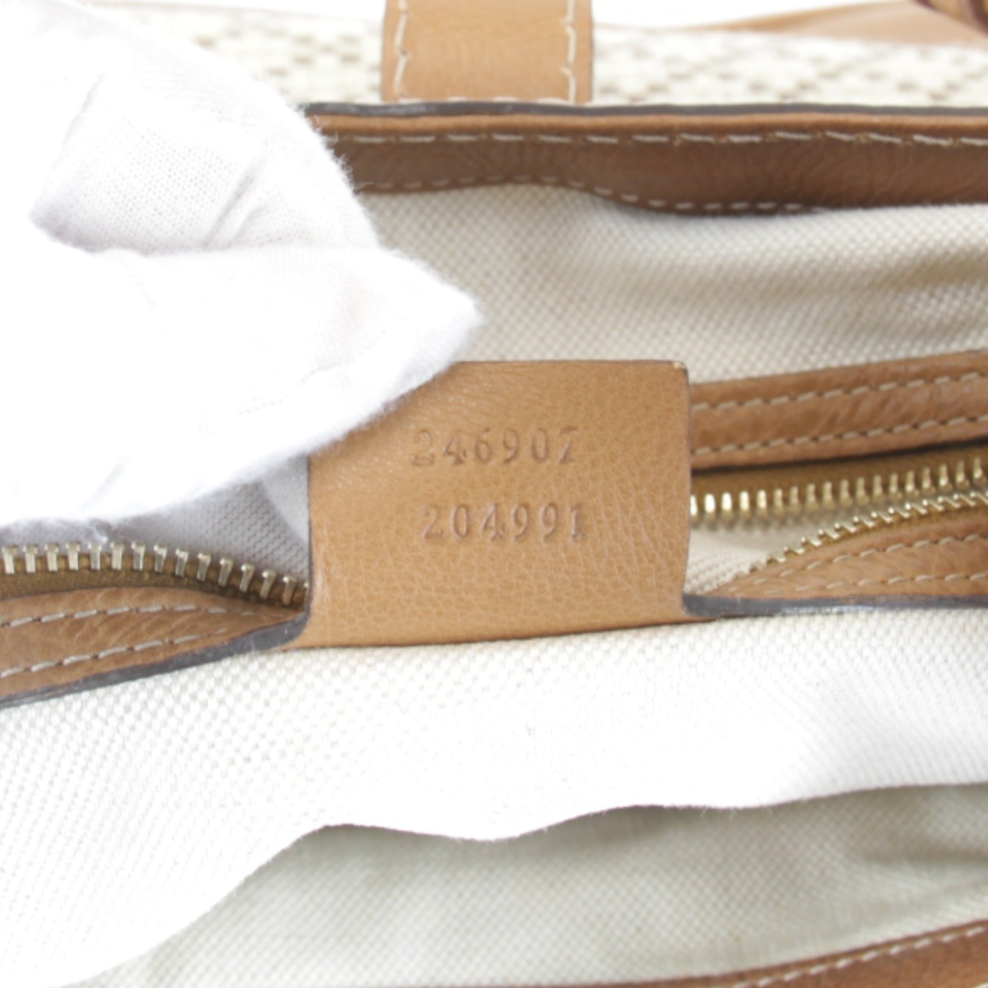 Gucci Diamante Beige Canvas Leather Shoulder Bag (Pre-Owned)