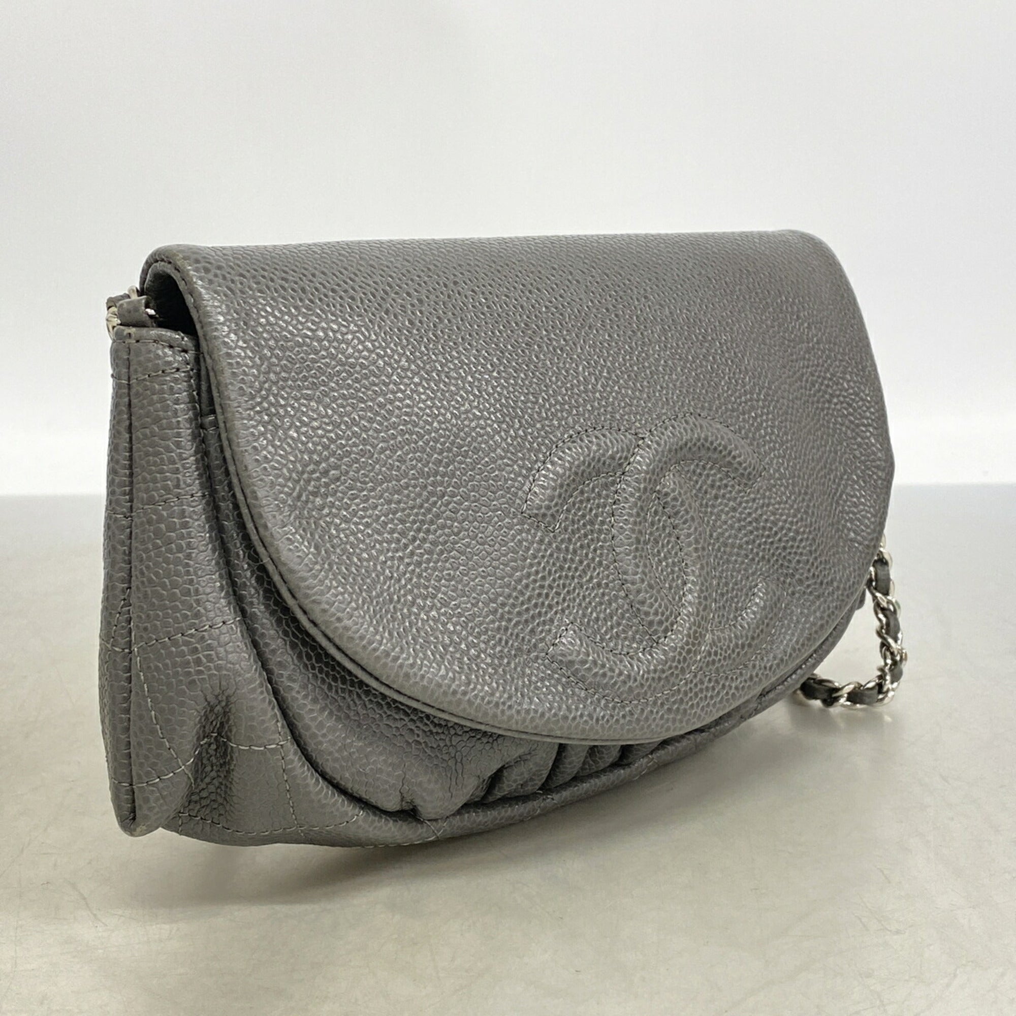 Chanel Gray Grained Calfskin Shoulder Bag (Pre-Owned)