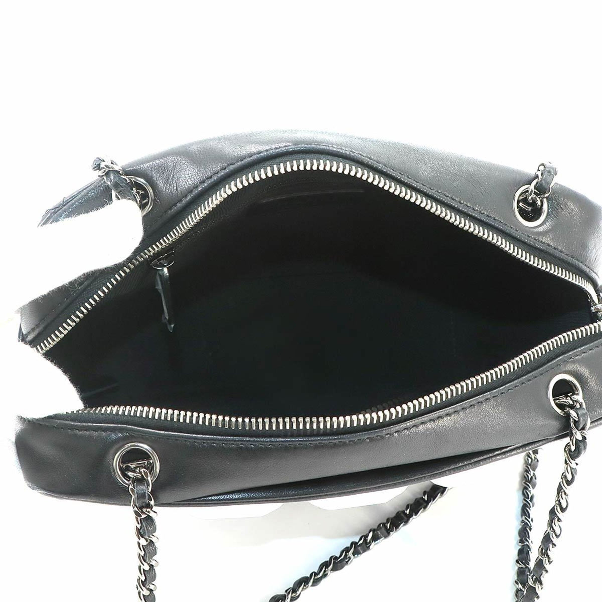 Chanel Matelasse Black White Plastic Leather Handbag Shoulder Bag (Pre-Owned)