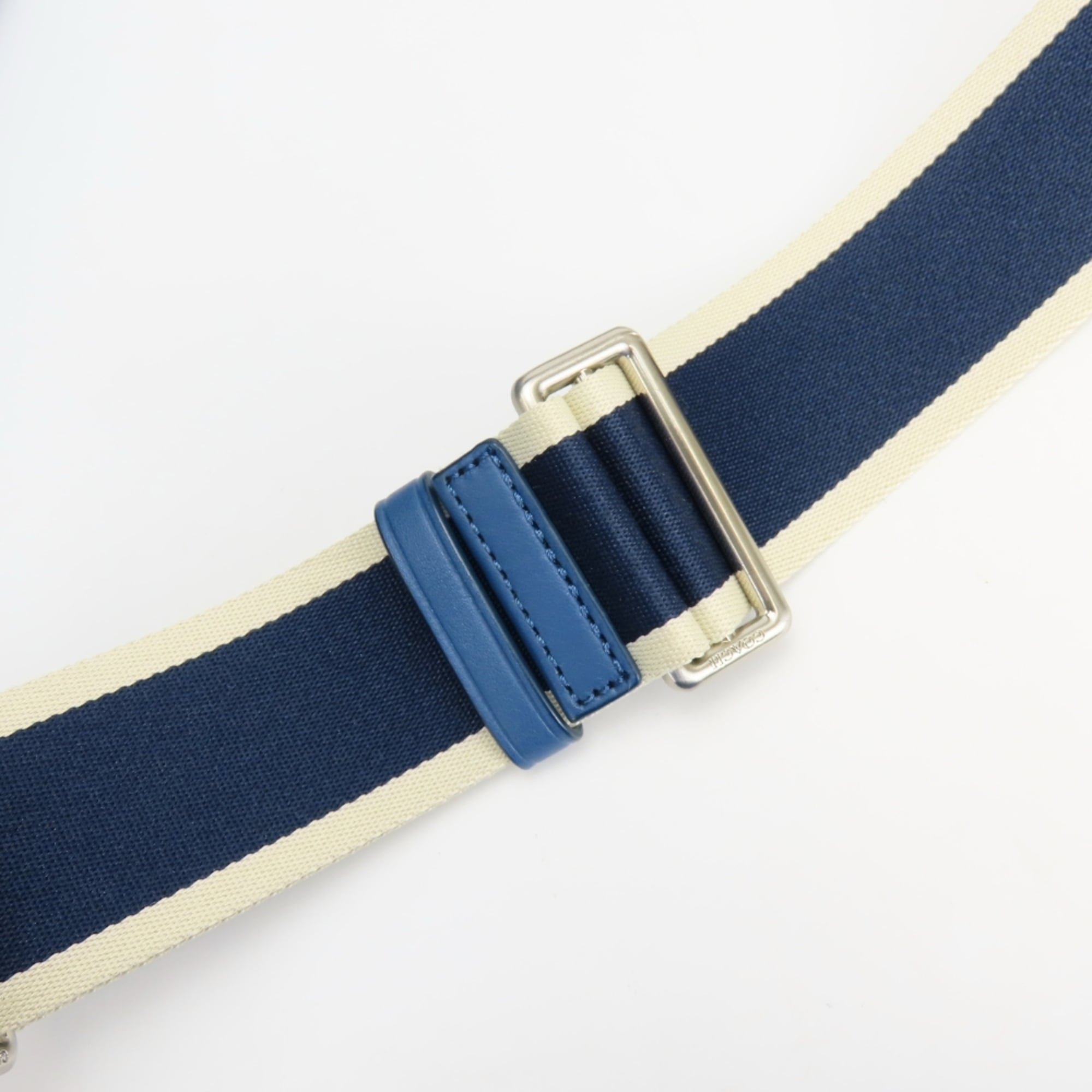 Coach Blue Leather Shoulder Bag (Pre-Owned)