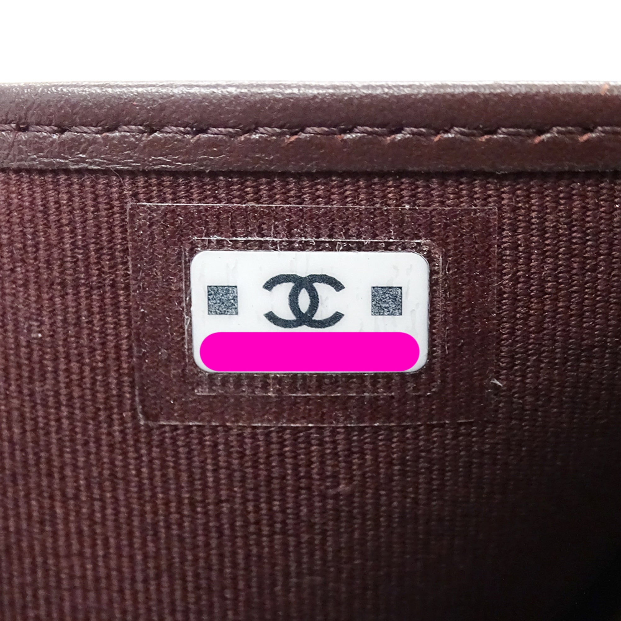 Chanel Black Grained Calfskin Wallet (Bi-Fold) (Pre-Owned)