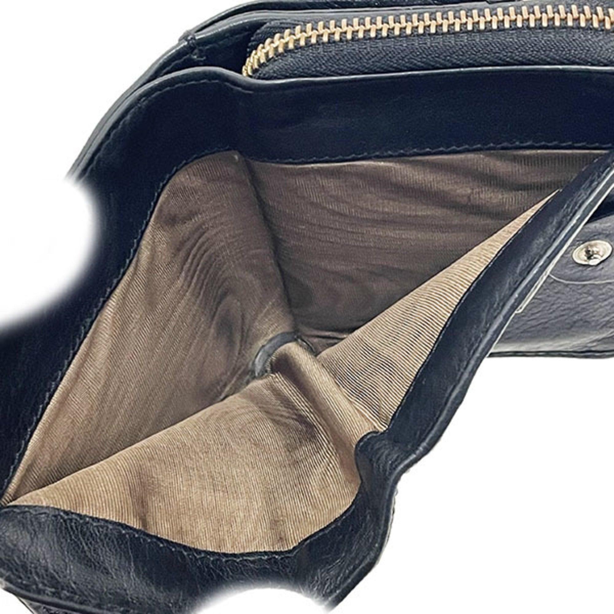 Chloé Black Leather Wallet (Bi-Fold) (Pre-Owned)