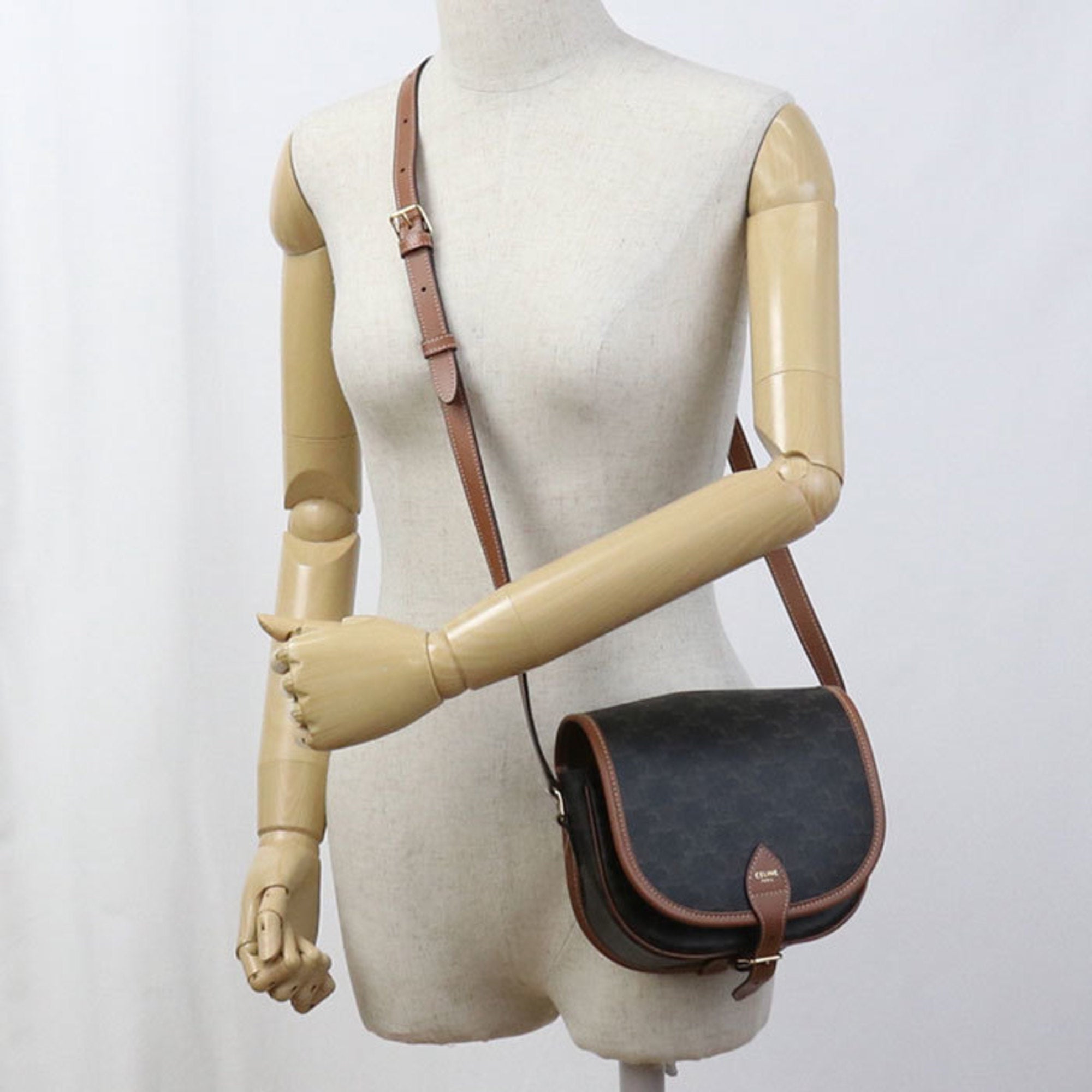 Celine Brown Pvc Shoulder Bag (Pre-Owned)