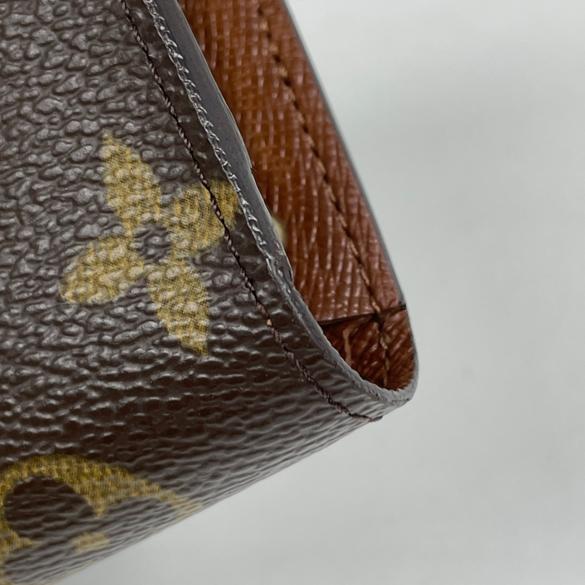 Louis Vuitton Monogram Brown Monogram Wallet (Bi-Fold) (Pre-Owned)