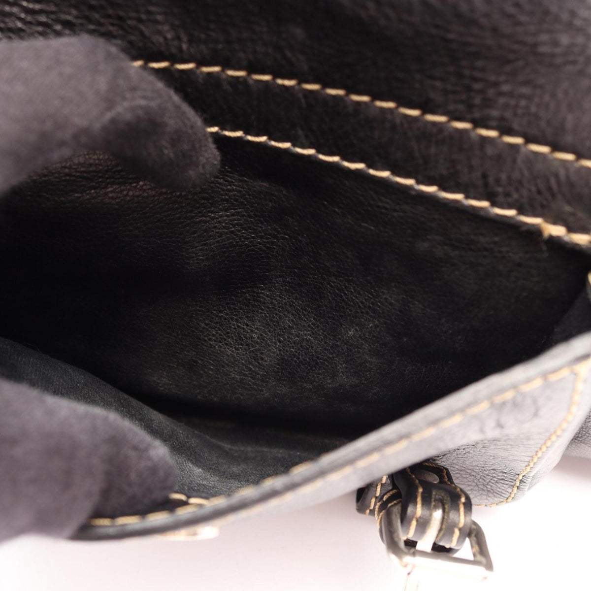 Chloé Black Leather Handbag (Pre-Owned)