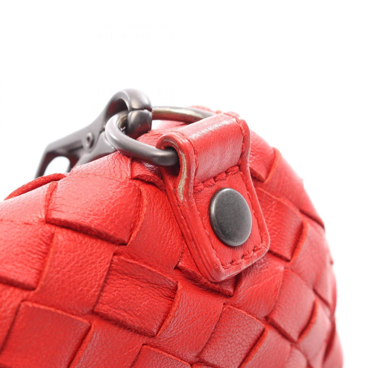 Bottega Veneta Intrecciato Red Color Leather Shoulder Bag (Pre-Owned)