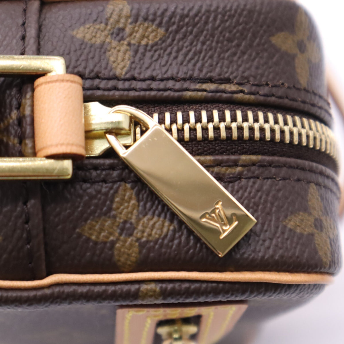 Louis Vuitton Beige Brown Coated Canvas Leather Pochette Shoulder Bag (Pre-Owned)