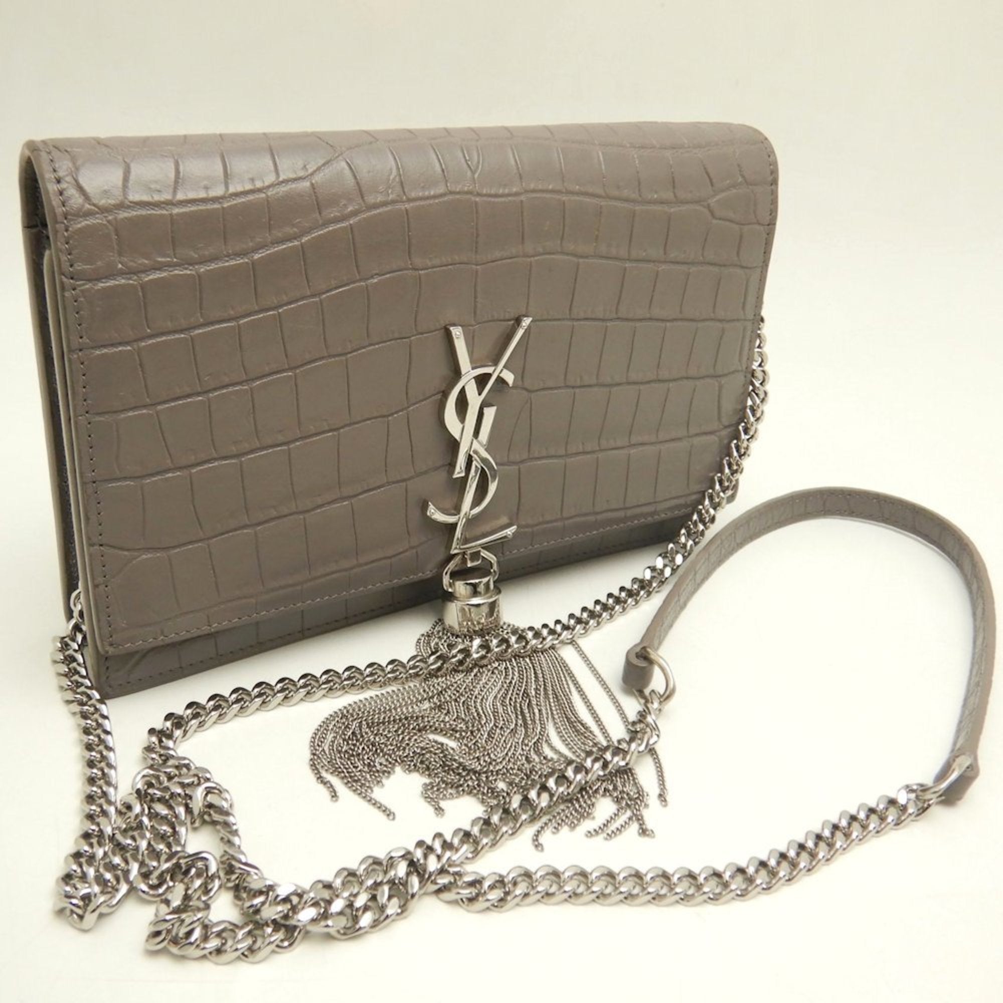 Yves Saint Laurent Grayish Leather Shoulder Bag (Pre-Owned)