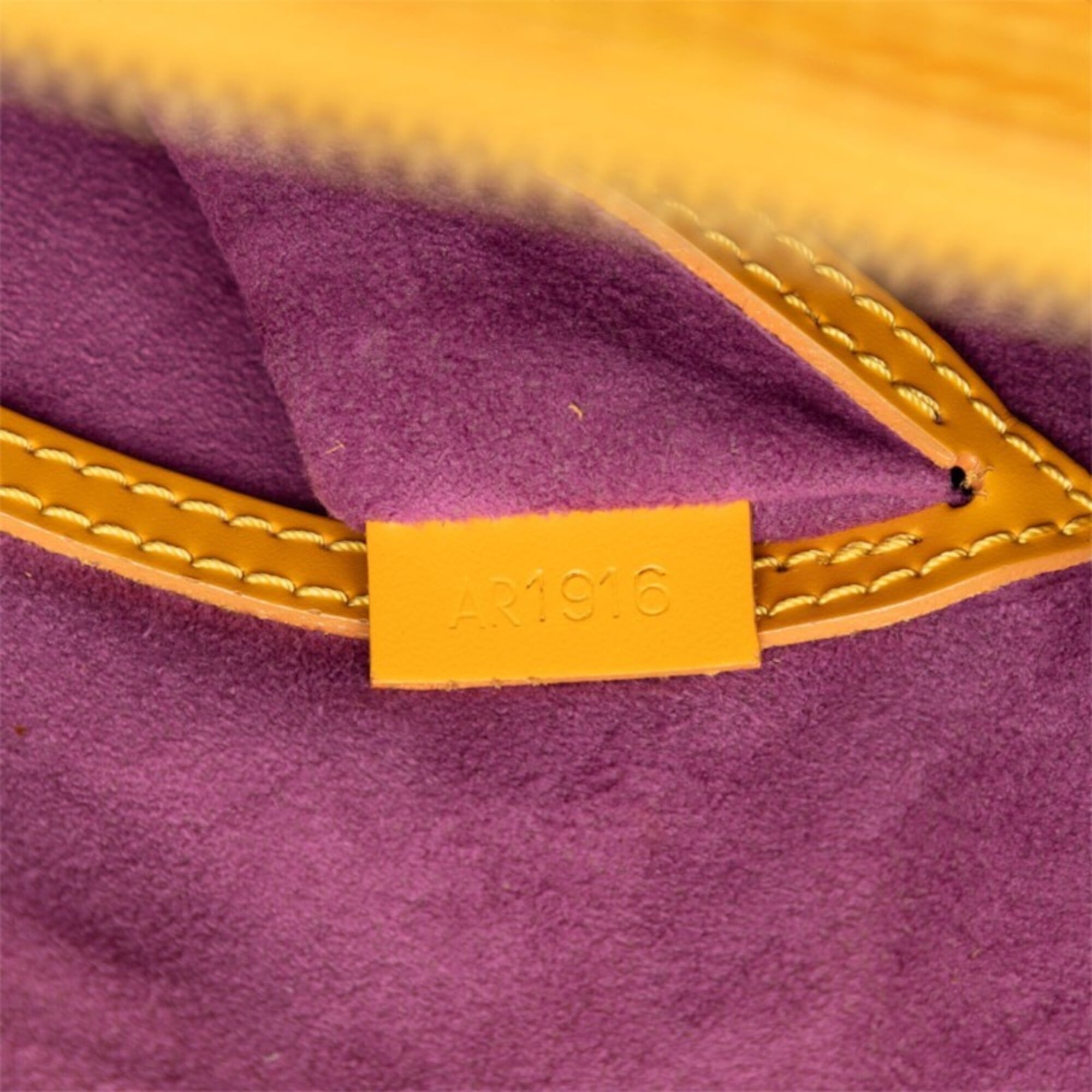 Louis Vuitton Yellow Leather Handbag (Pre-Owned)