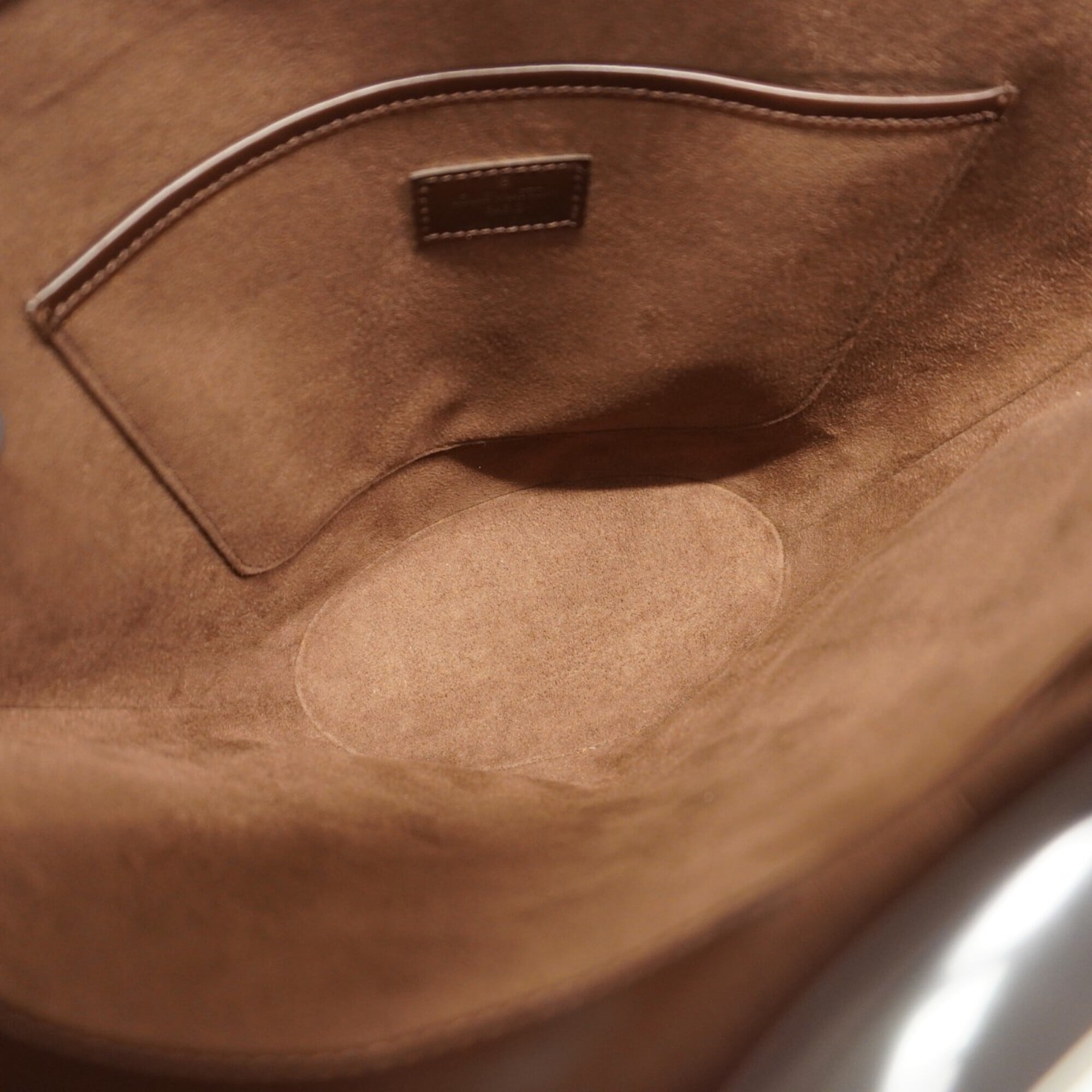 Louis Vuitton Mocha Handbag (Pre-Owned)