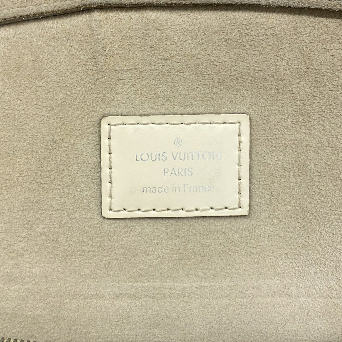Louis Vuitton Lv Off White Handbag (Pre-Owned)