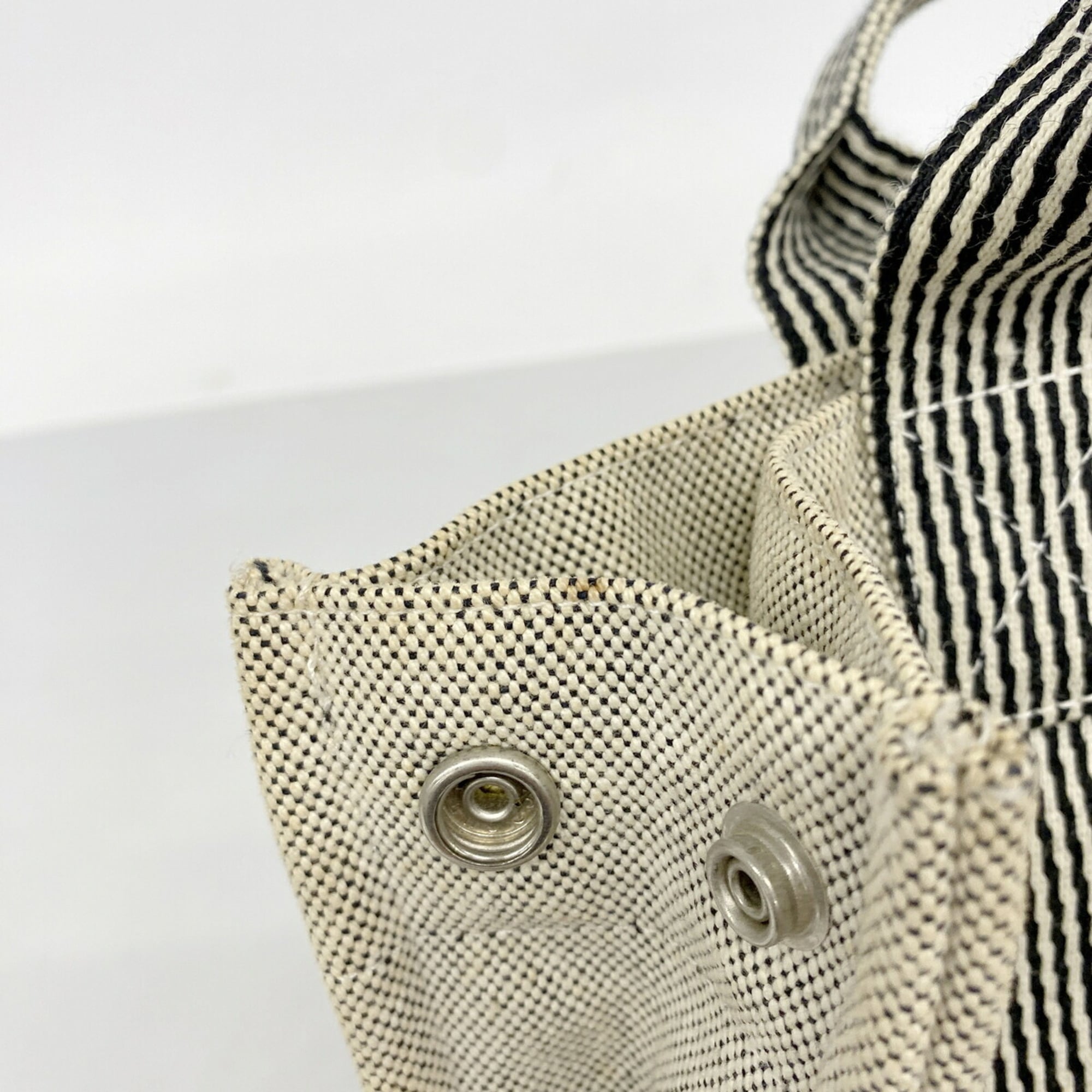 Hermes Black Toile H Tote Bag (Pre-Owned)