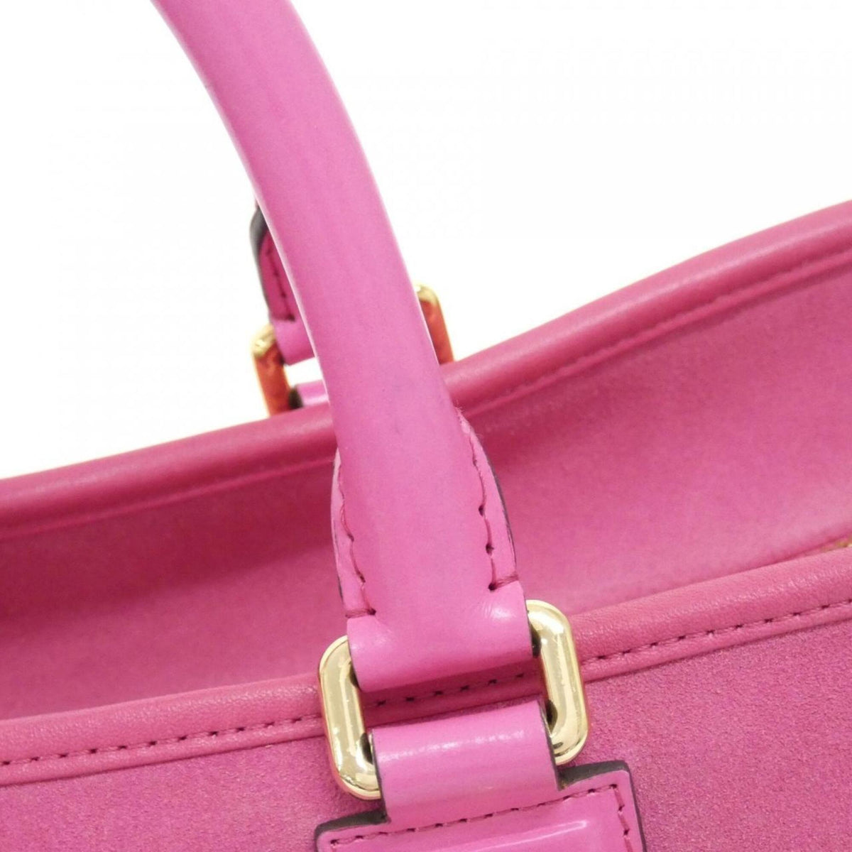 Loewe Pink Suede Leather Handbag (Pre-Owned)