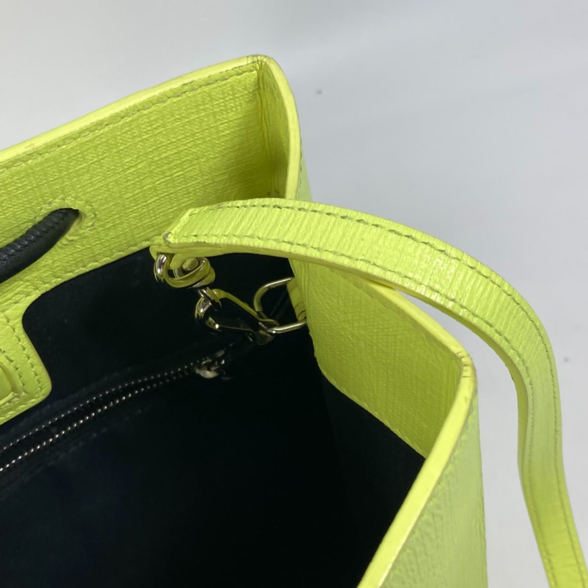 Balenciaga Yellow Leather Tote Bag (Pre-Owned)