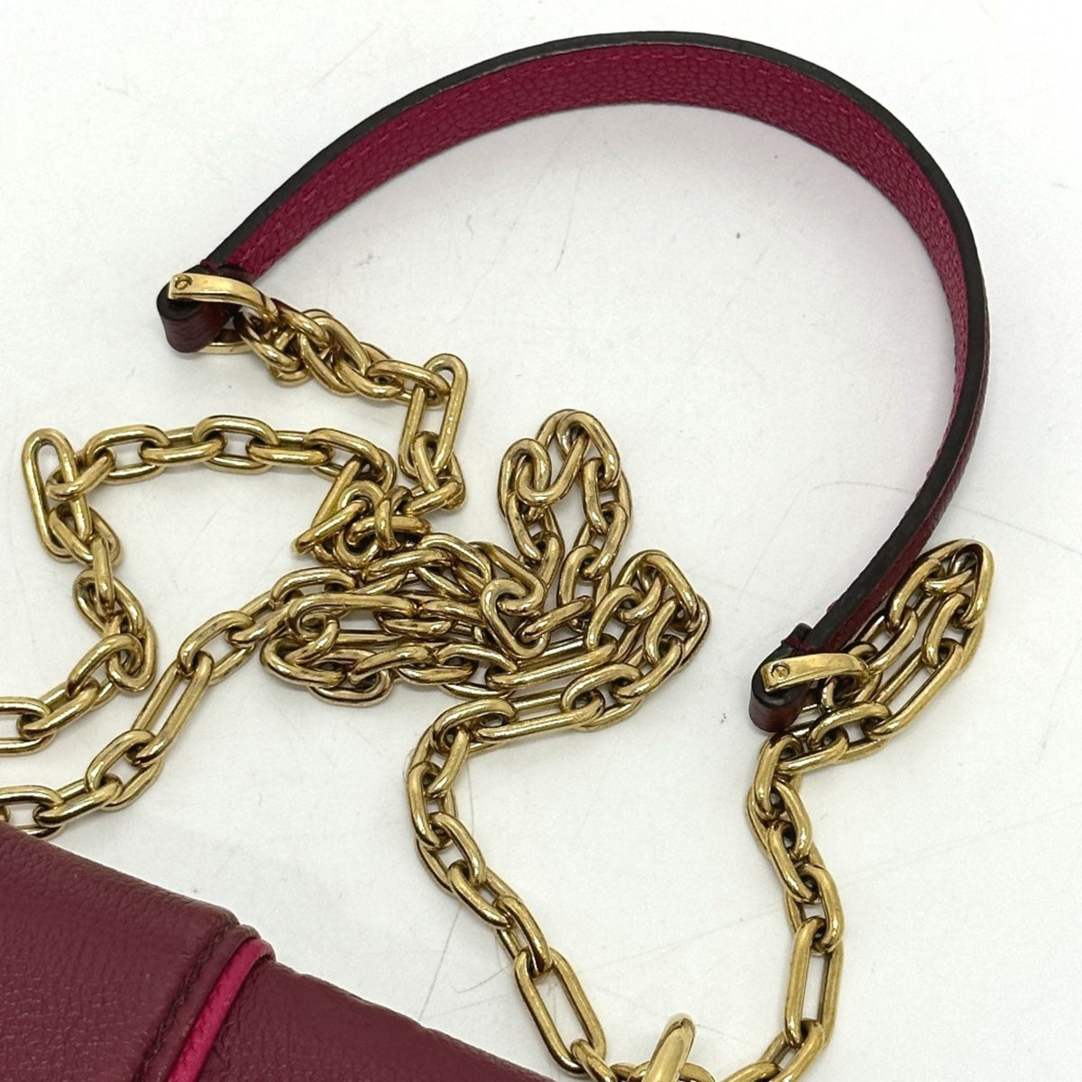 Louis Vuitton Red Color Monogram Empreinte Pochette Shoulder Bag (Pre-Owned)