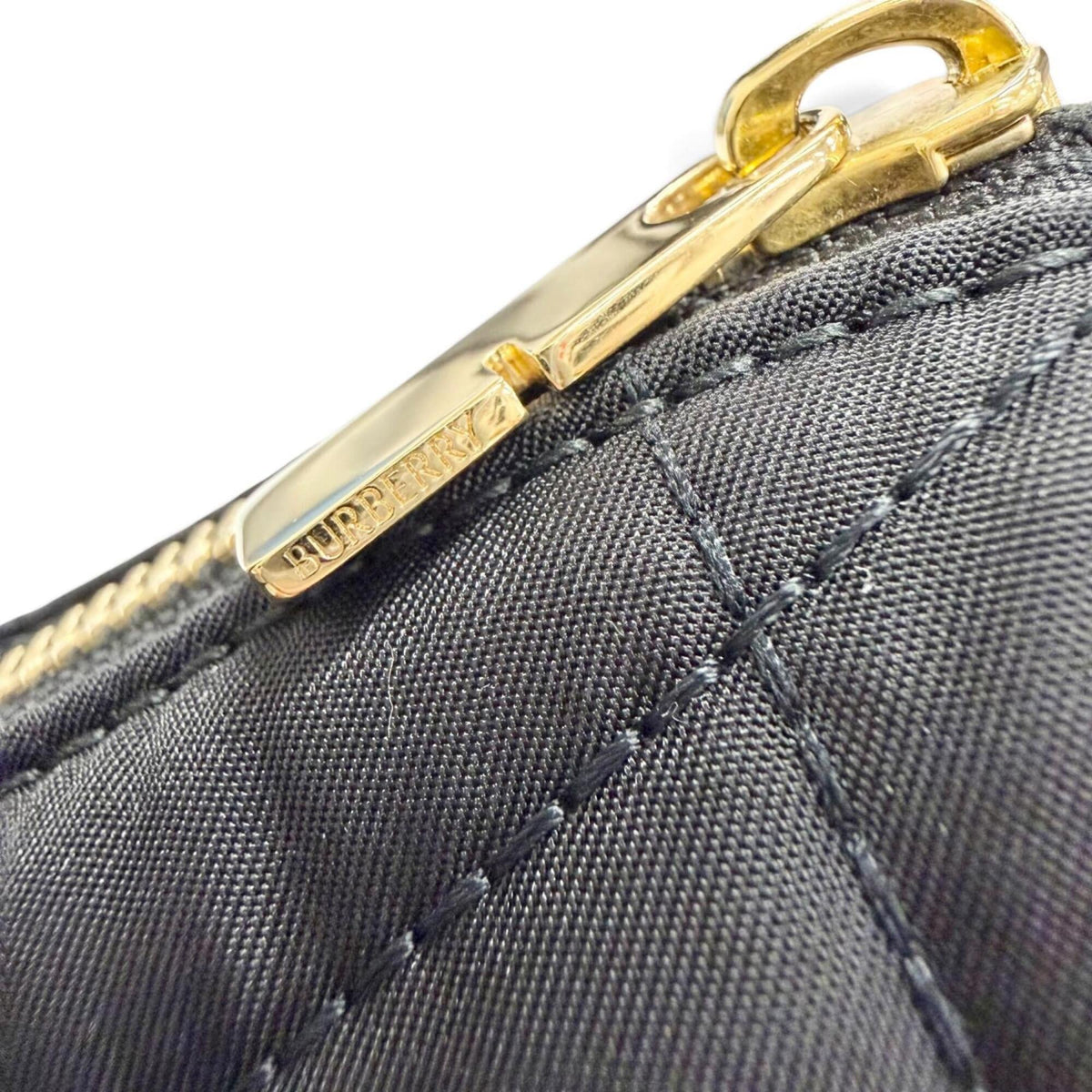 Burberry Black Nylon Leather Crossbody Bag Shoulder Bag (Pre-Owned)