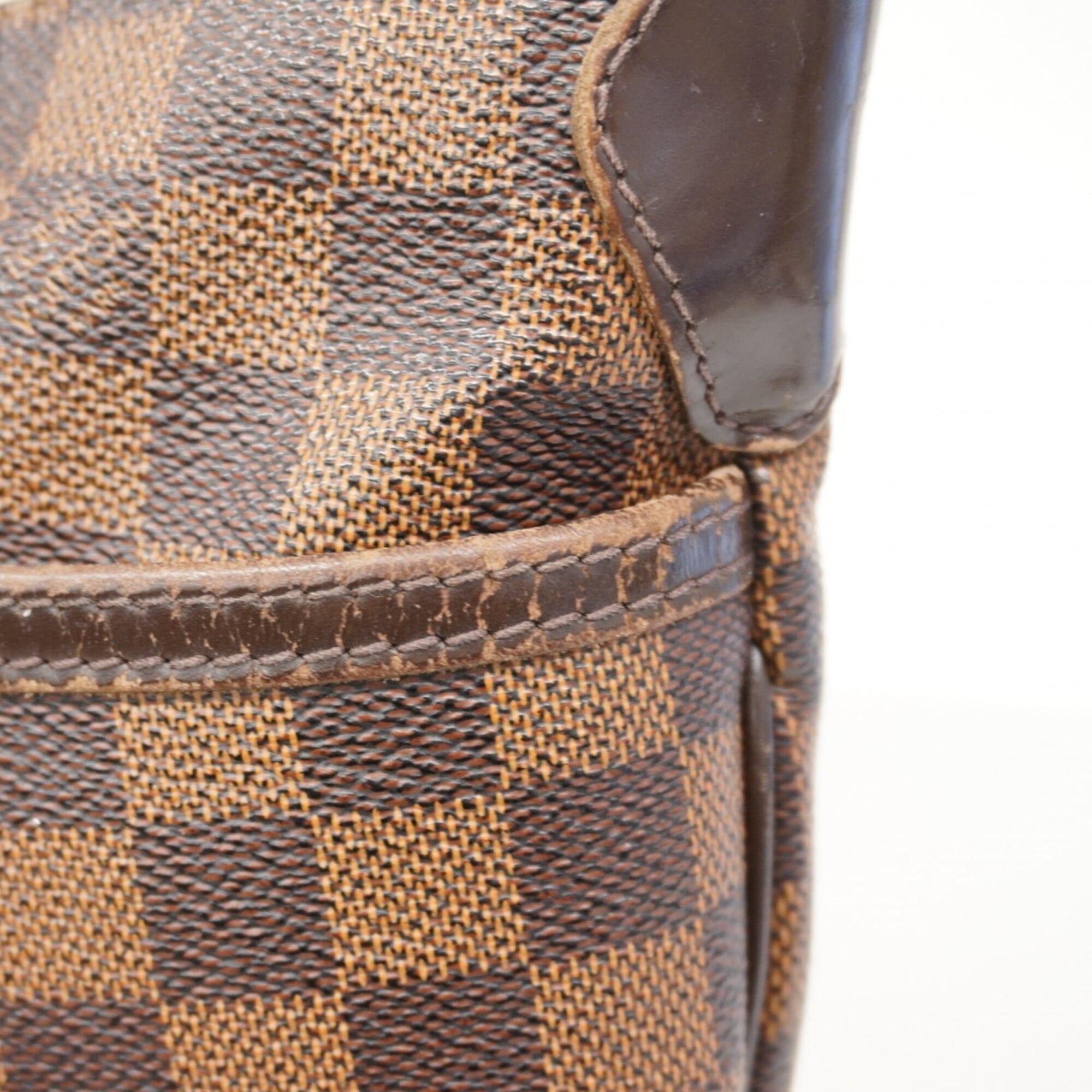 Louis Vuitton Ebene Shoulder Bag (Pre-Owned)