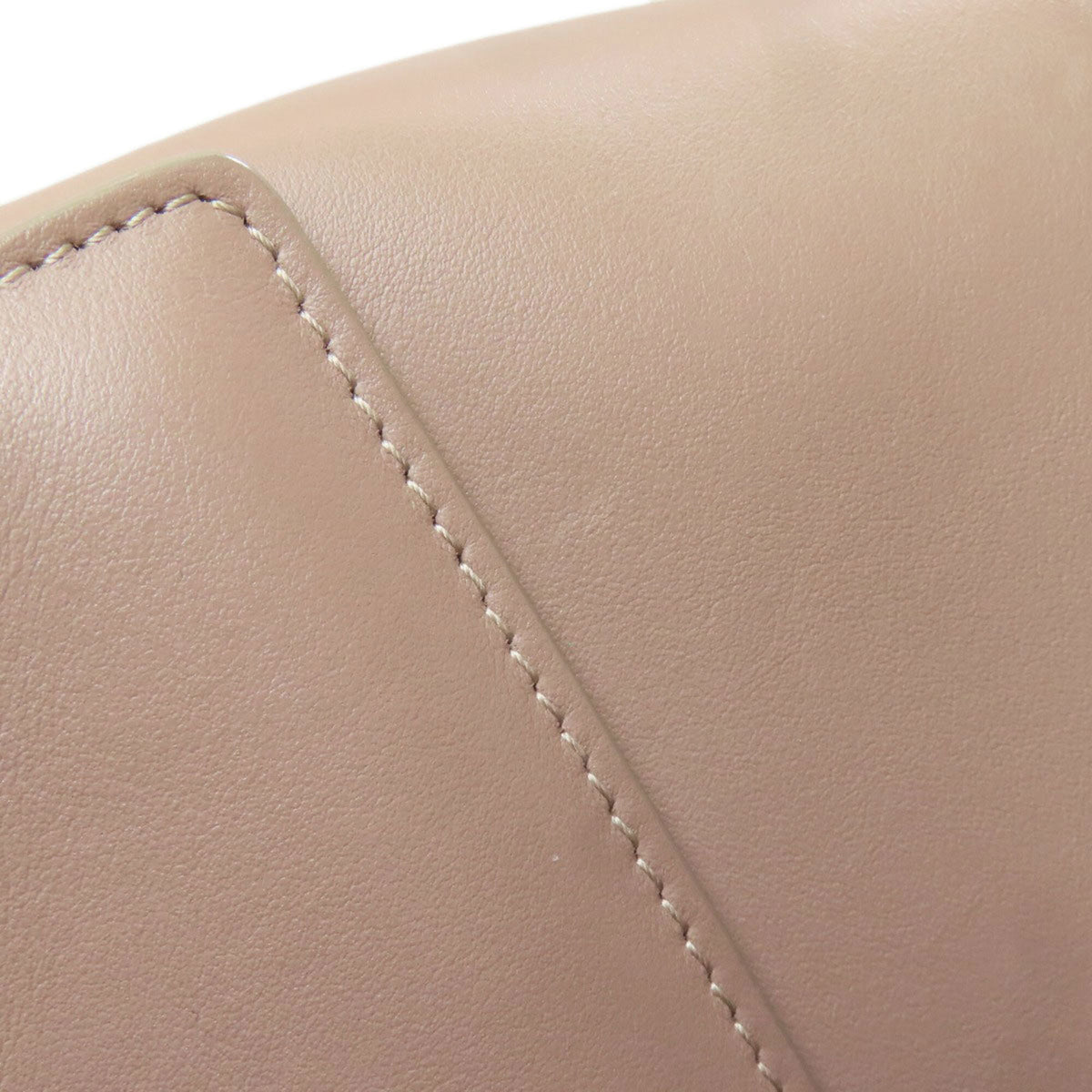 Bvlgari Pink Beige Leather Handbag (Pre-Owned)