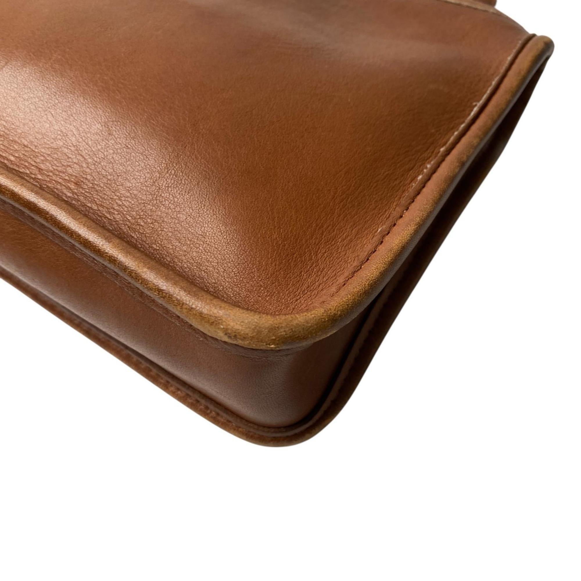 Coach Brown Leather Clutch Bag (Pre-Owned)