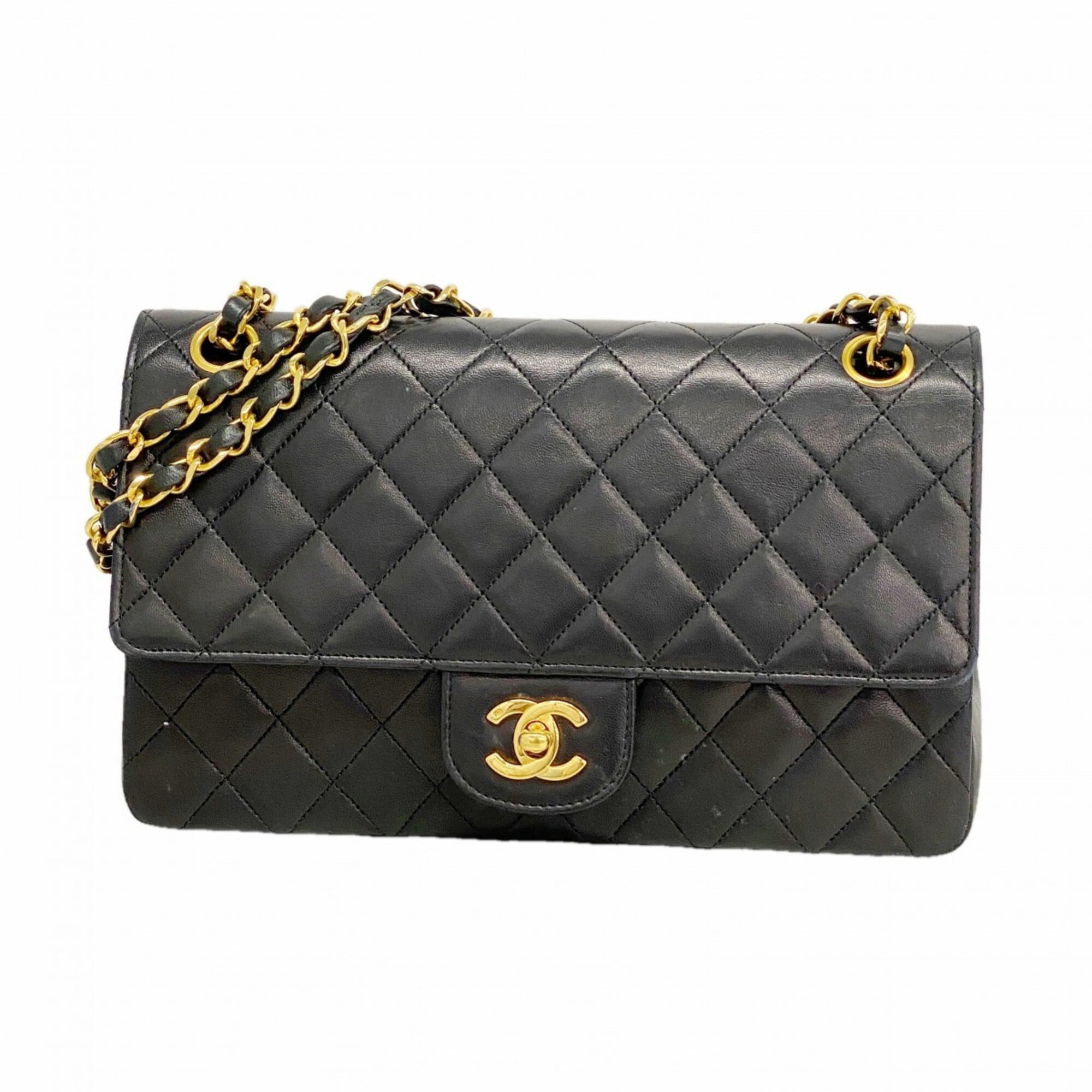Chanel Black Leather Shoulder Bag (Pre-Owned)