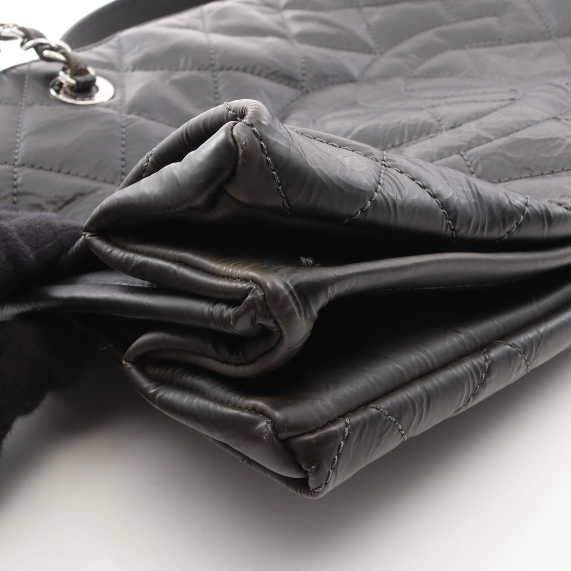 Chanel Black Leather Handbag Tote Bag (Pre-Owned)