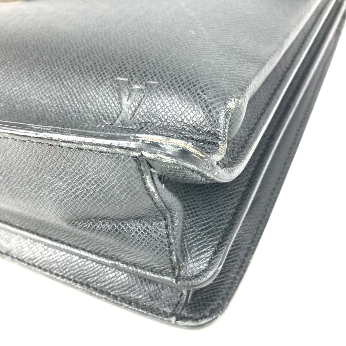 Louis Vuitton Ardoise Black Taiga Leather Leather Briefcase Handbag (Pre-Owned)