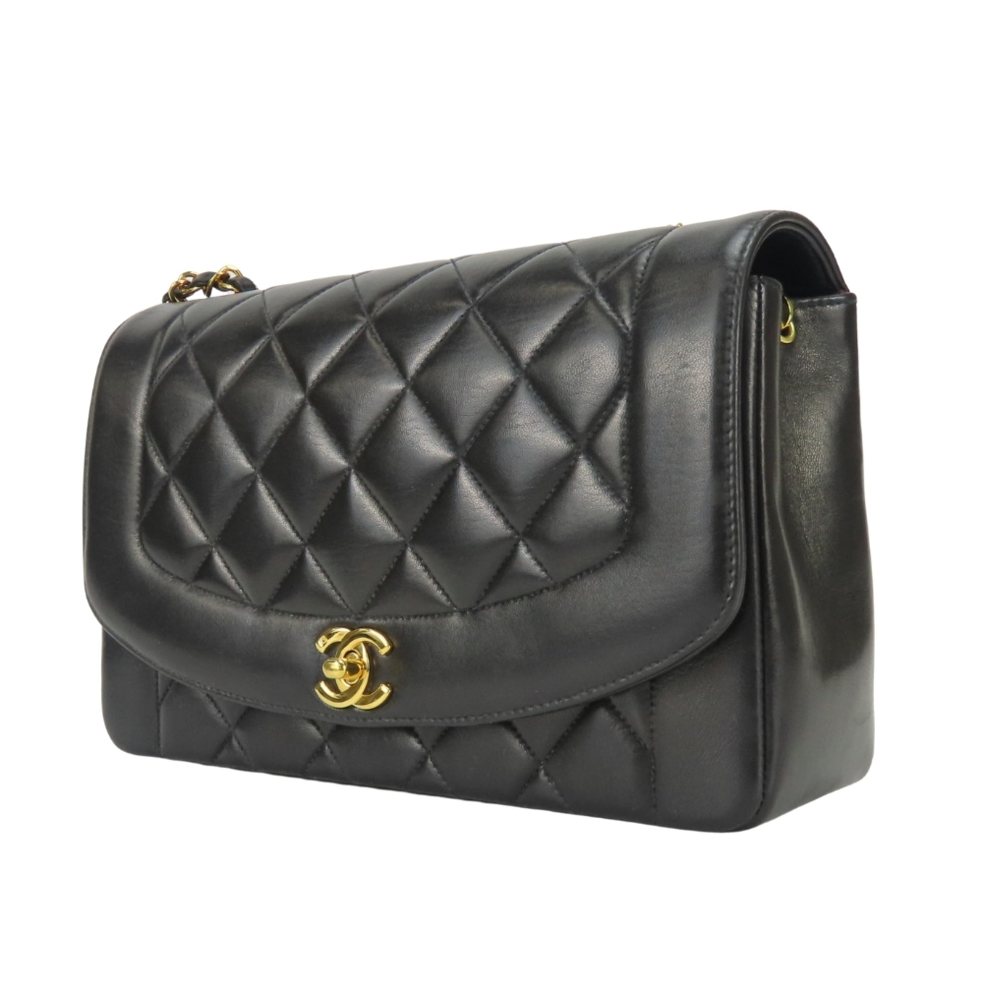 Chanel Black Leather Shoulder Bag (Pre-Owned)