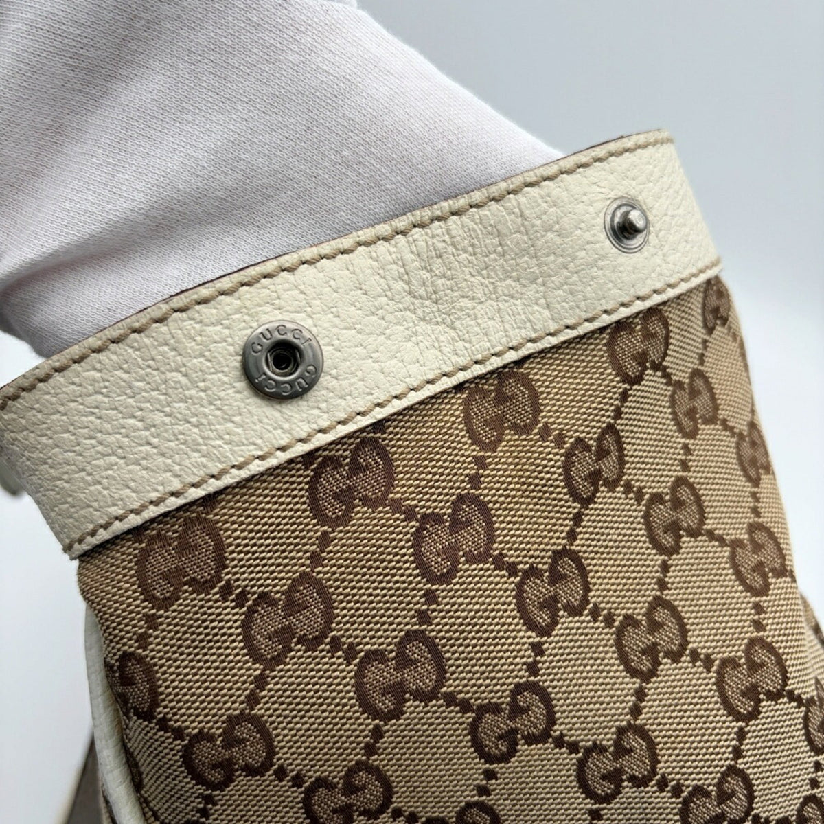 Gucci Beige Ivory Gg Canvas Leather Tote Bag (Pre-Owned)
