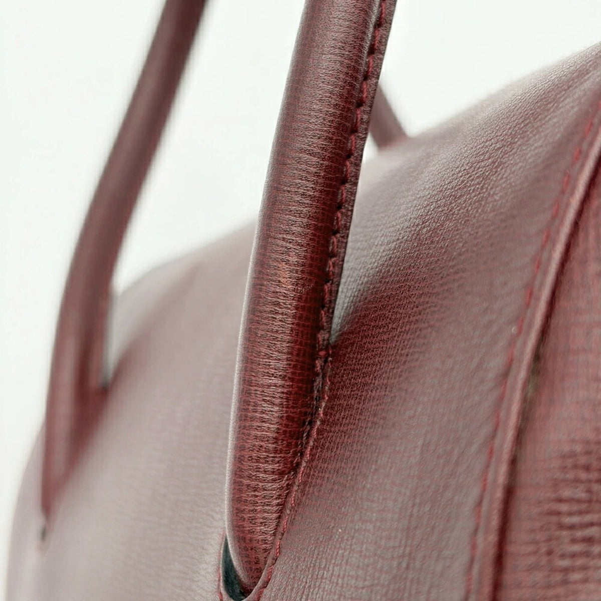 Cartier Must Bordeaux Leather Handbag (Pre-Owned)