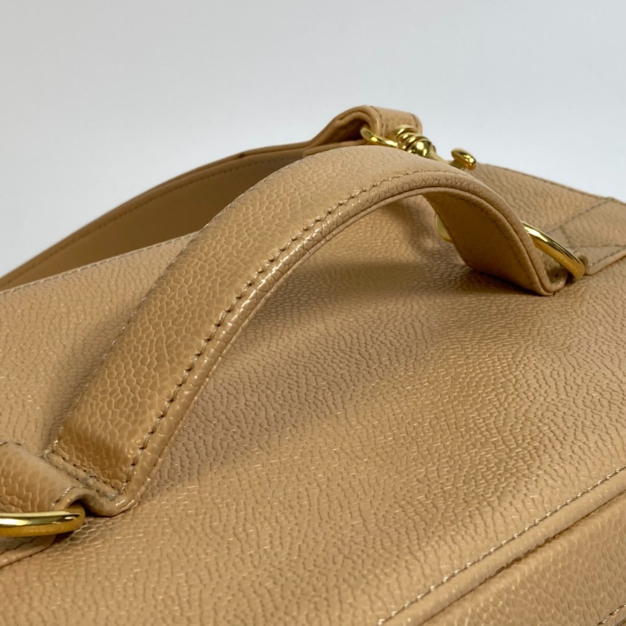 Chanel Beige Grained Calfskin Handbag Shoulder Bag Vanity Bag (Pre-Owned)