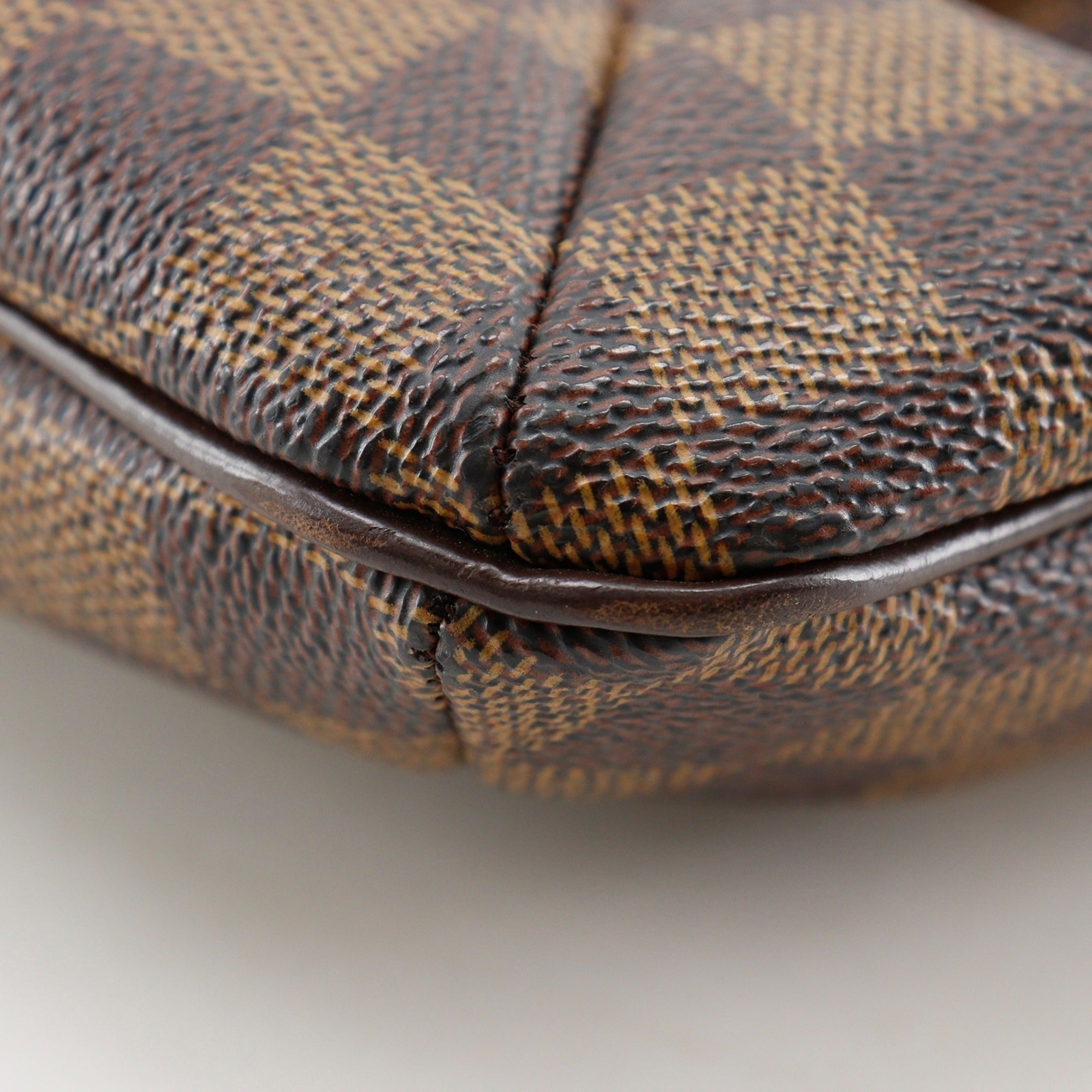 Louis Vuitton Brown Damier Canvas Shoulder Bag (Pre-Owned)