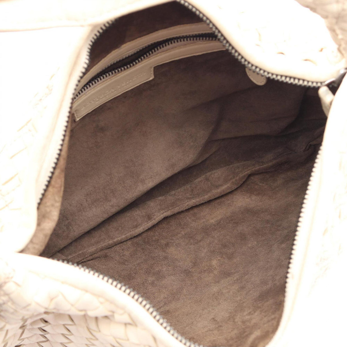 Bottega Veneta Ivory Intrecciato Handbag (Pre-Owned)