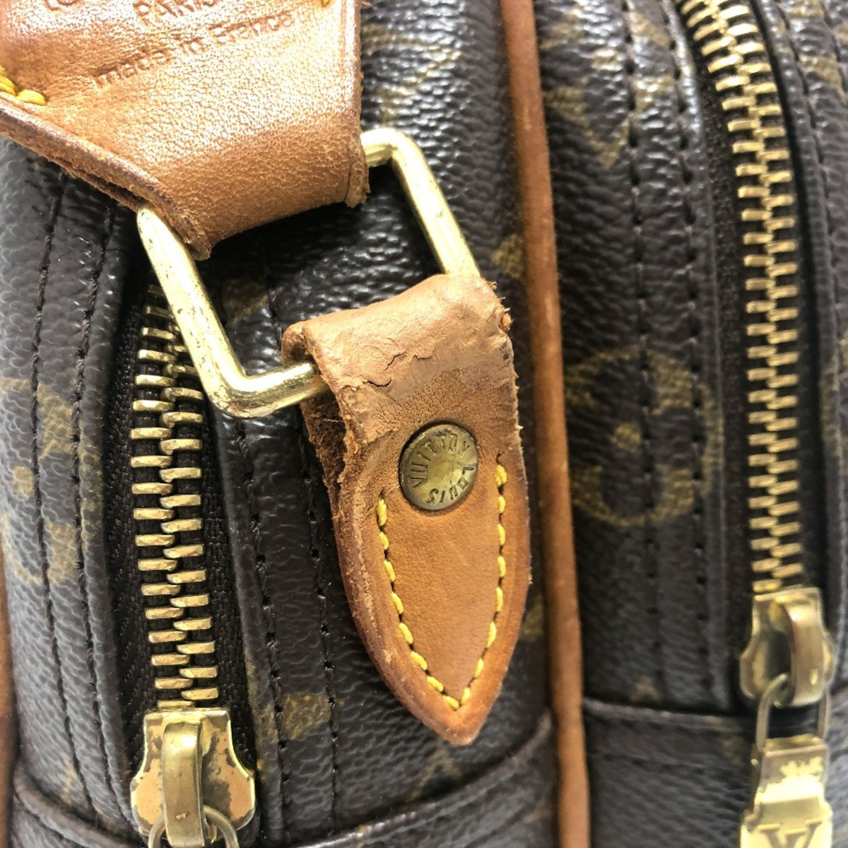 Louis Vuitton Brown Monogram Monogram Shoulder Bag (Pre-Owned)