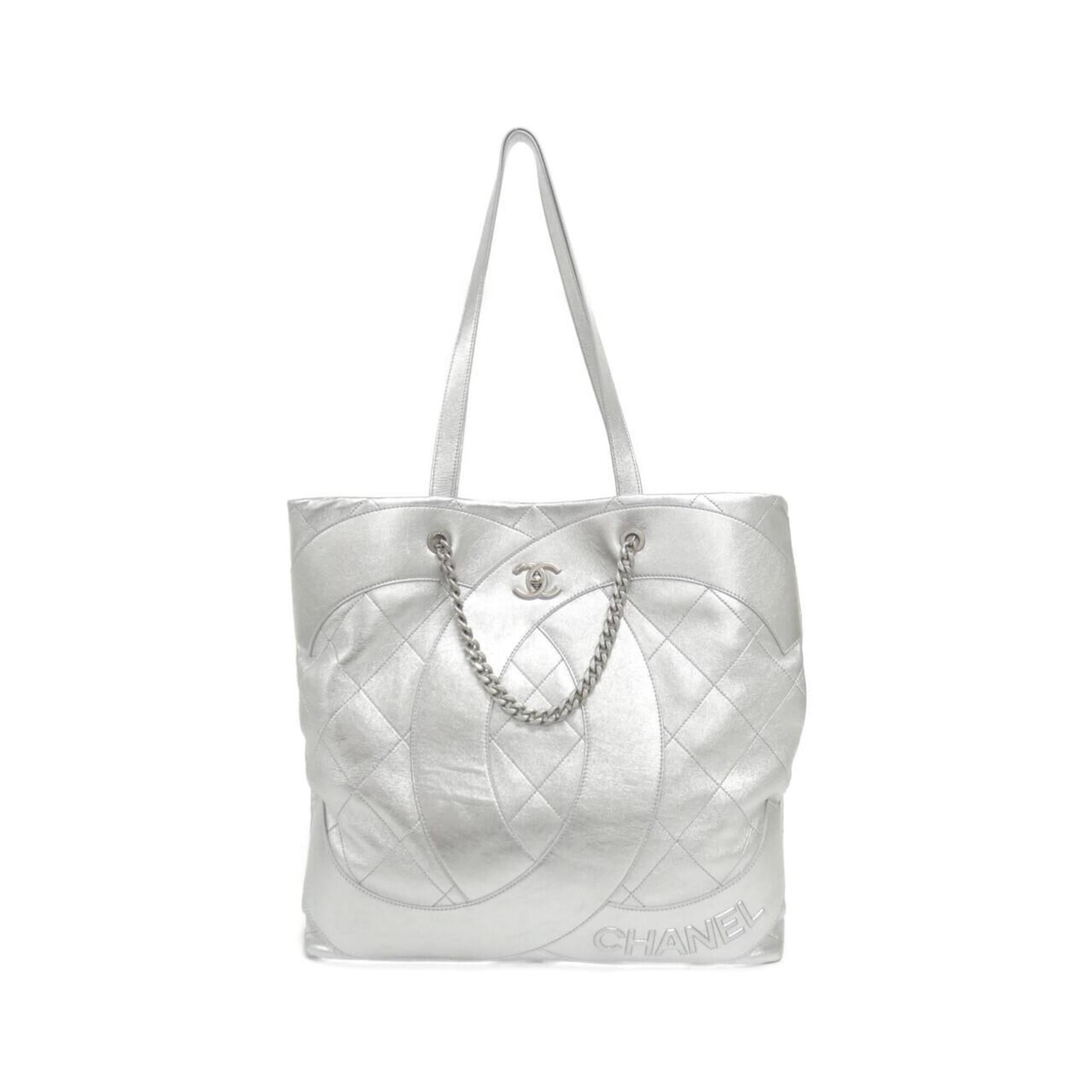 Chanel Silver Handbag (Pre-Owned)