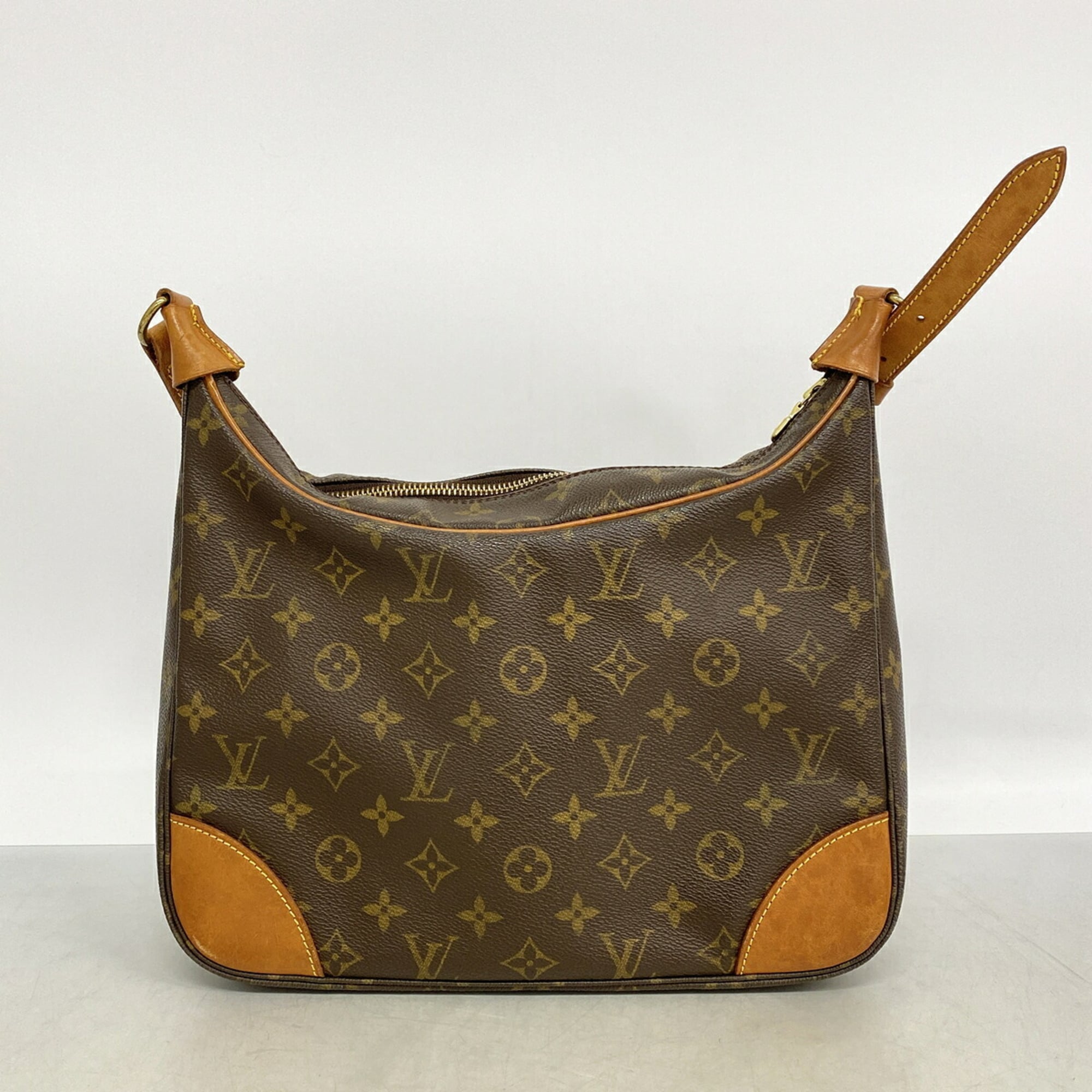 Louis Vuitton Brown Shoulder Bag (Pre-Owned)
