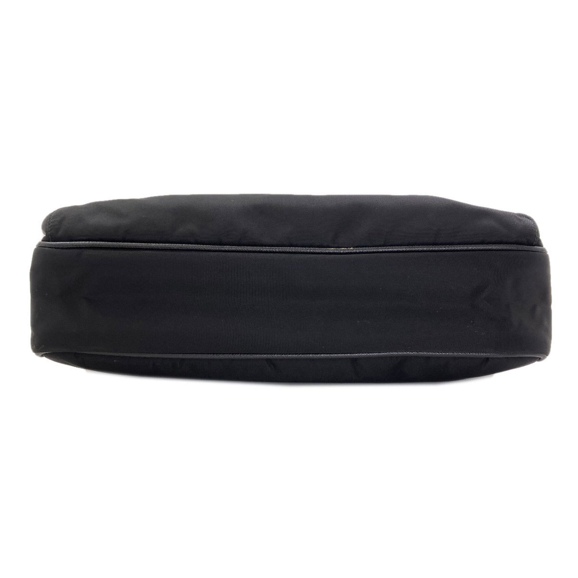 Prada Black Nylon Shoulder Bag (Pre-Owned)