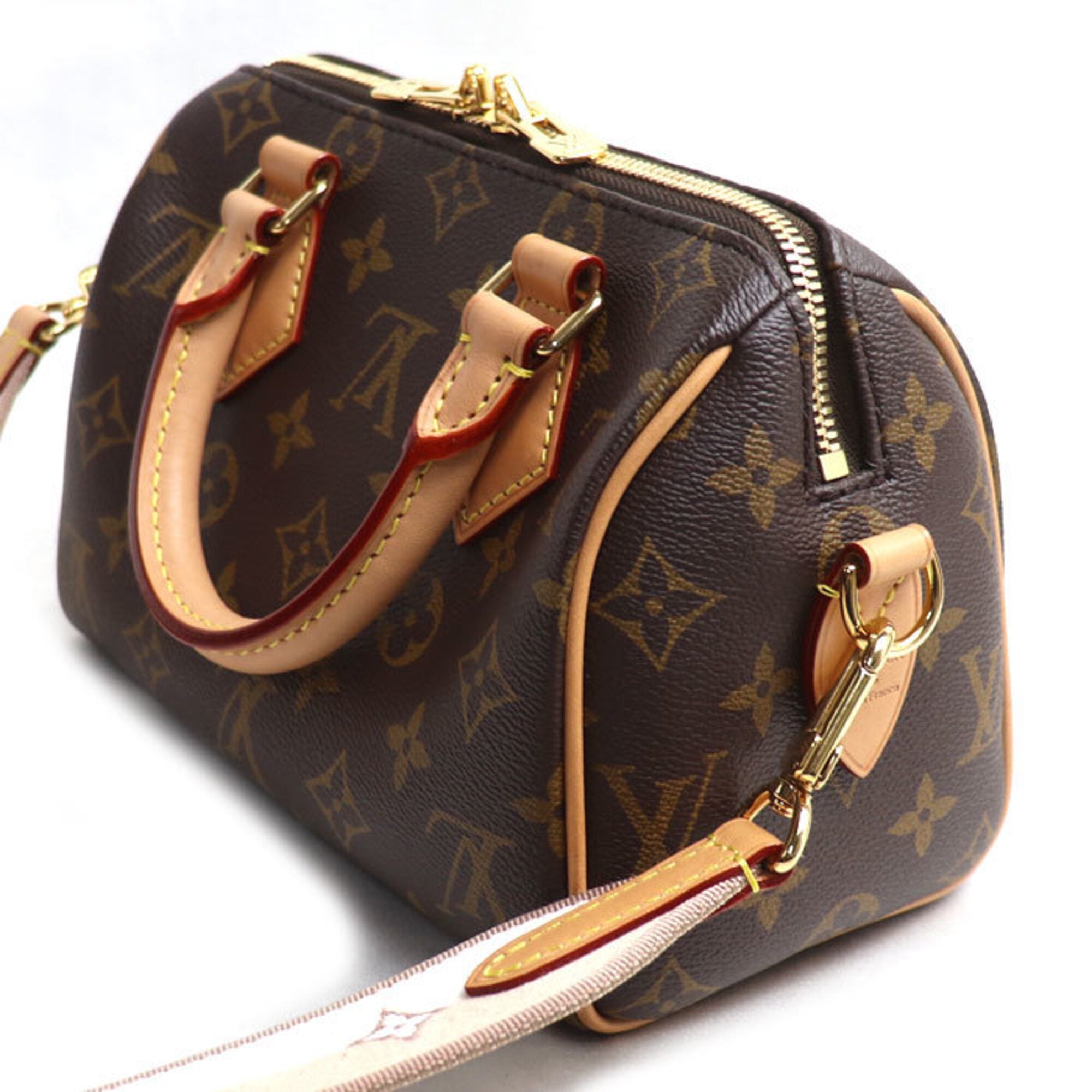 Louis Vuitton Beige Shoulder Bag (Pre-Owned)
