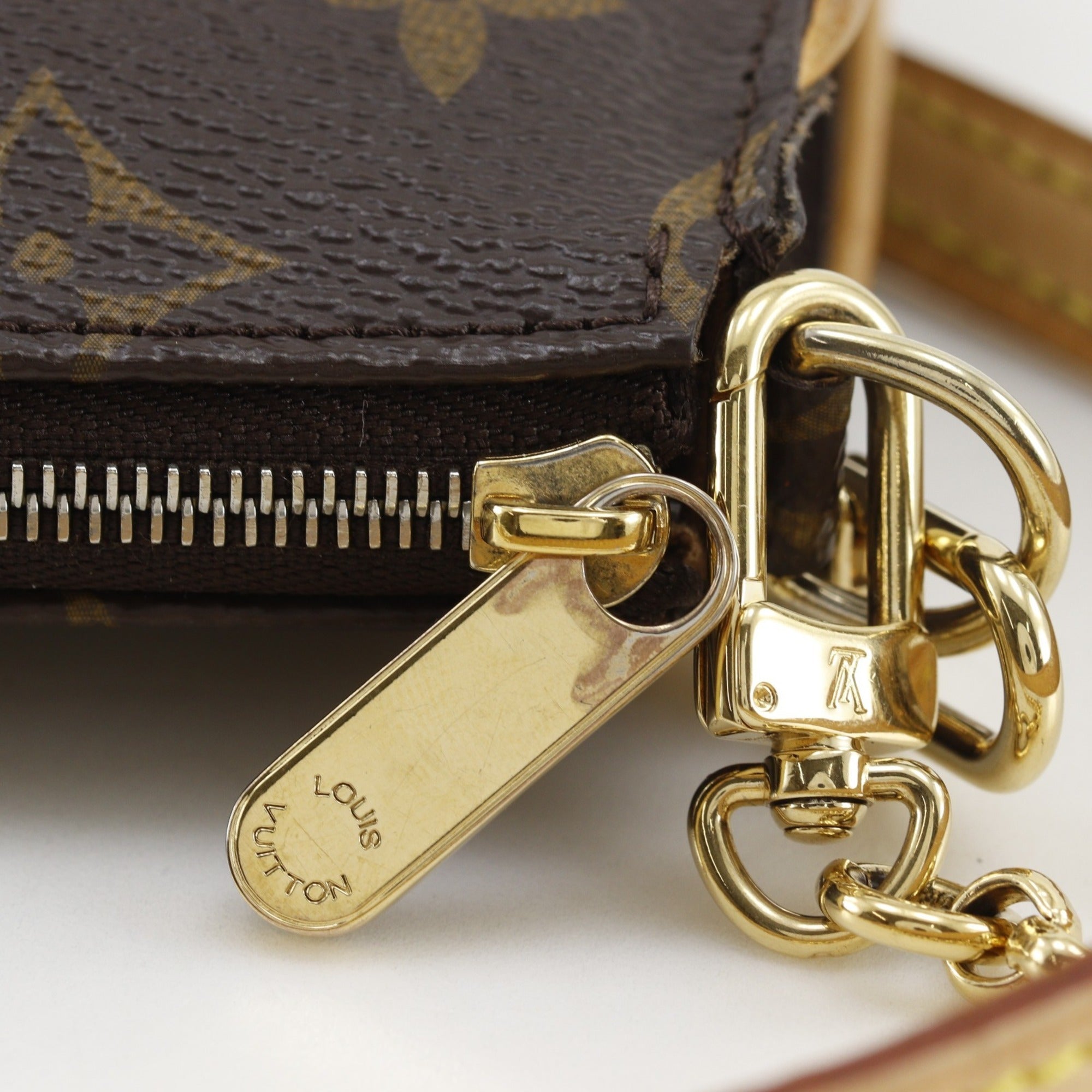 Louis Vuitton Monogram Brown Monogram Shoulder Bag (Pre-Owned)