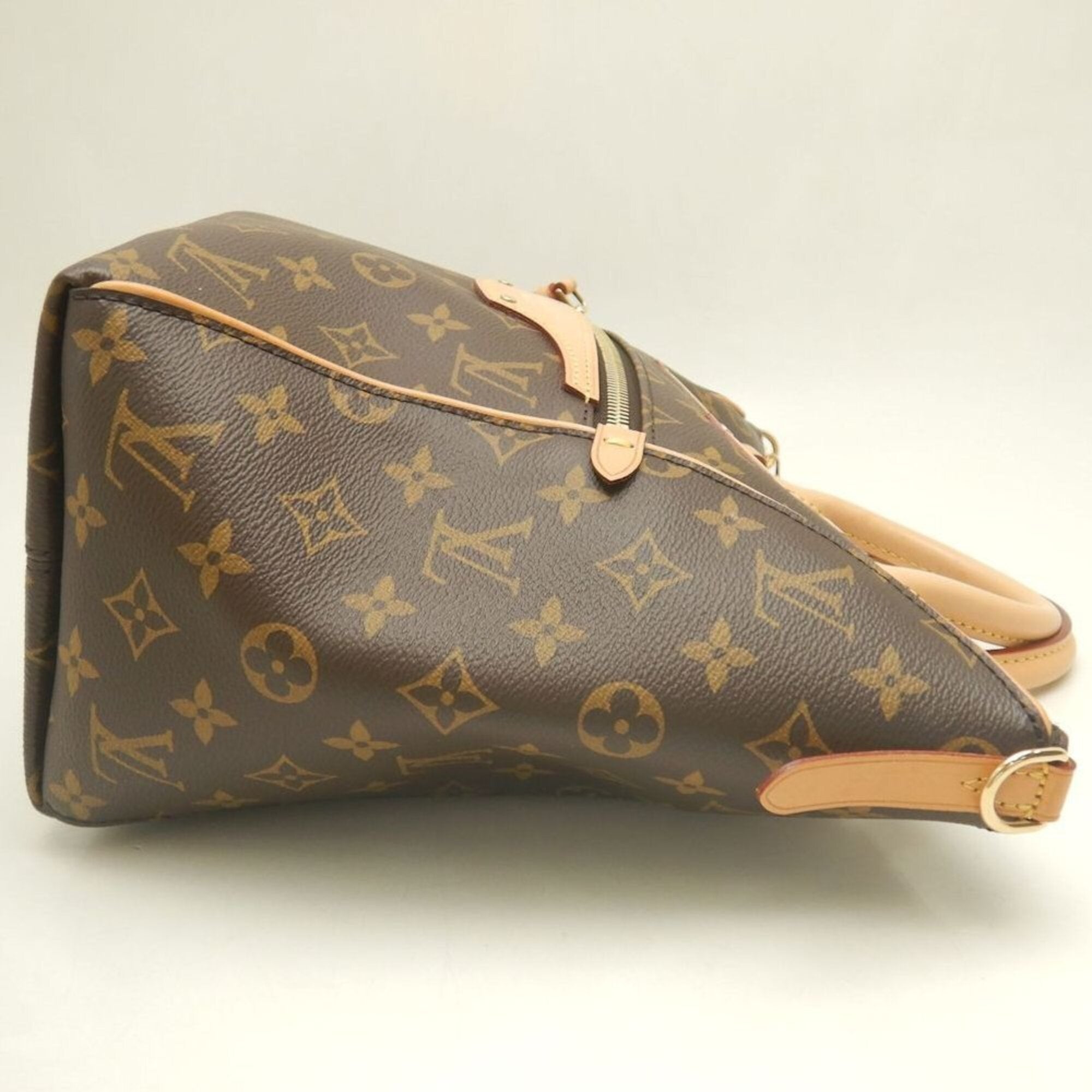 Louis Vuitton Brown Monogram Canvas Handbag (Pre-Owned)