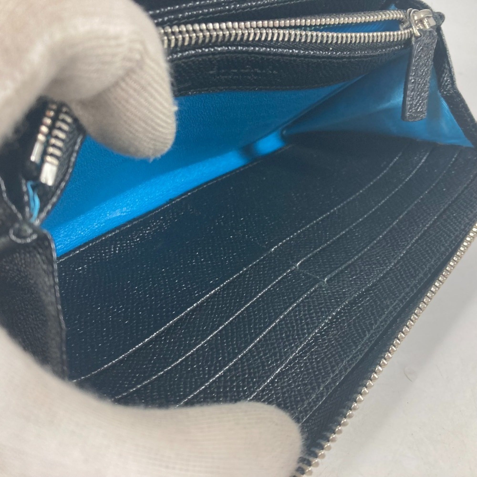 Bvlgari Black Leather Long Wallet (Bi-Fold) (Pre-Owned)
