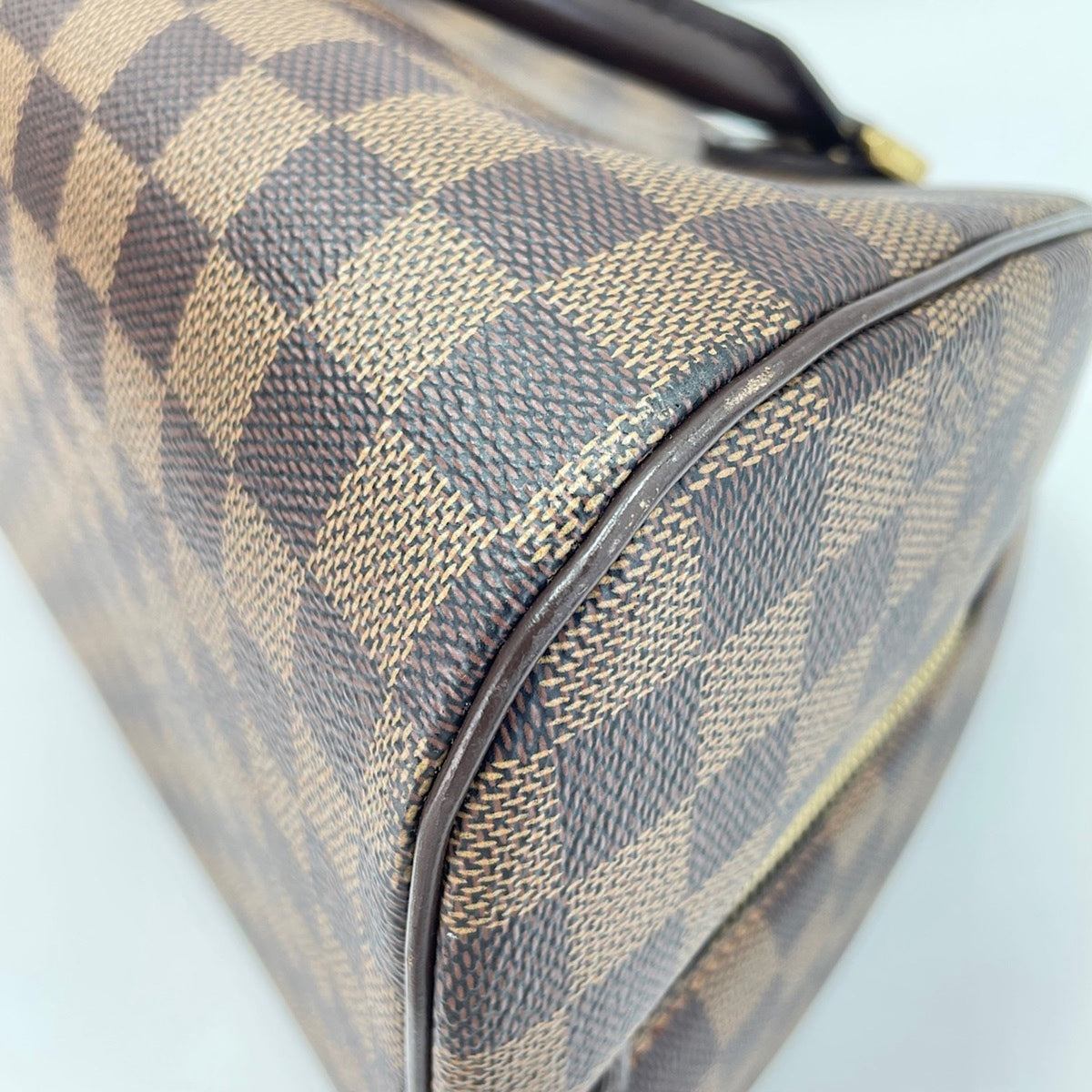 Louis Vuitton Brown Handbag (Pre-Owned)