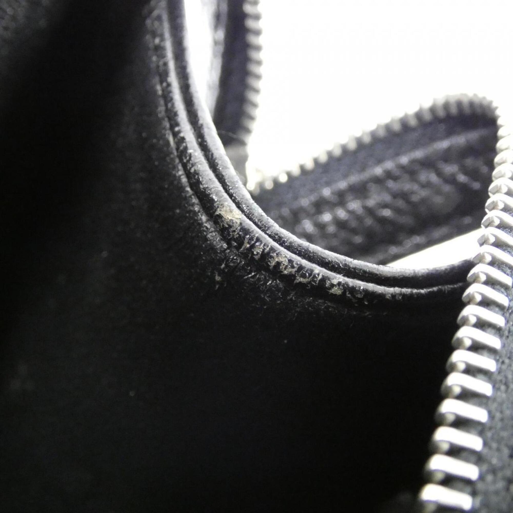 Chanel Black Grained Calfskin Shoulder Bag (Pre-Owned)